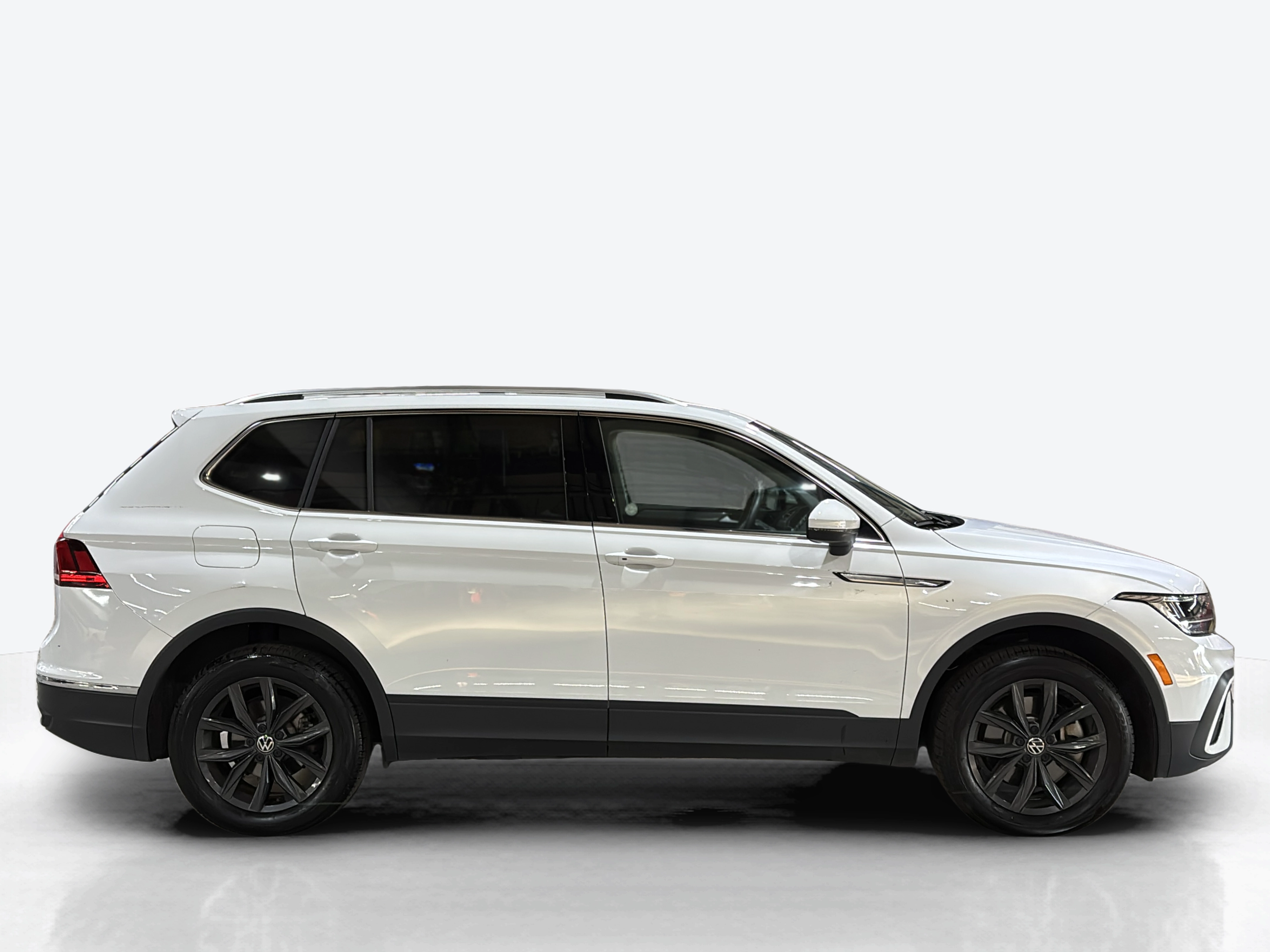 Vehicle exterior side