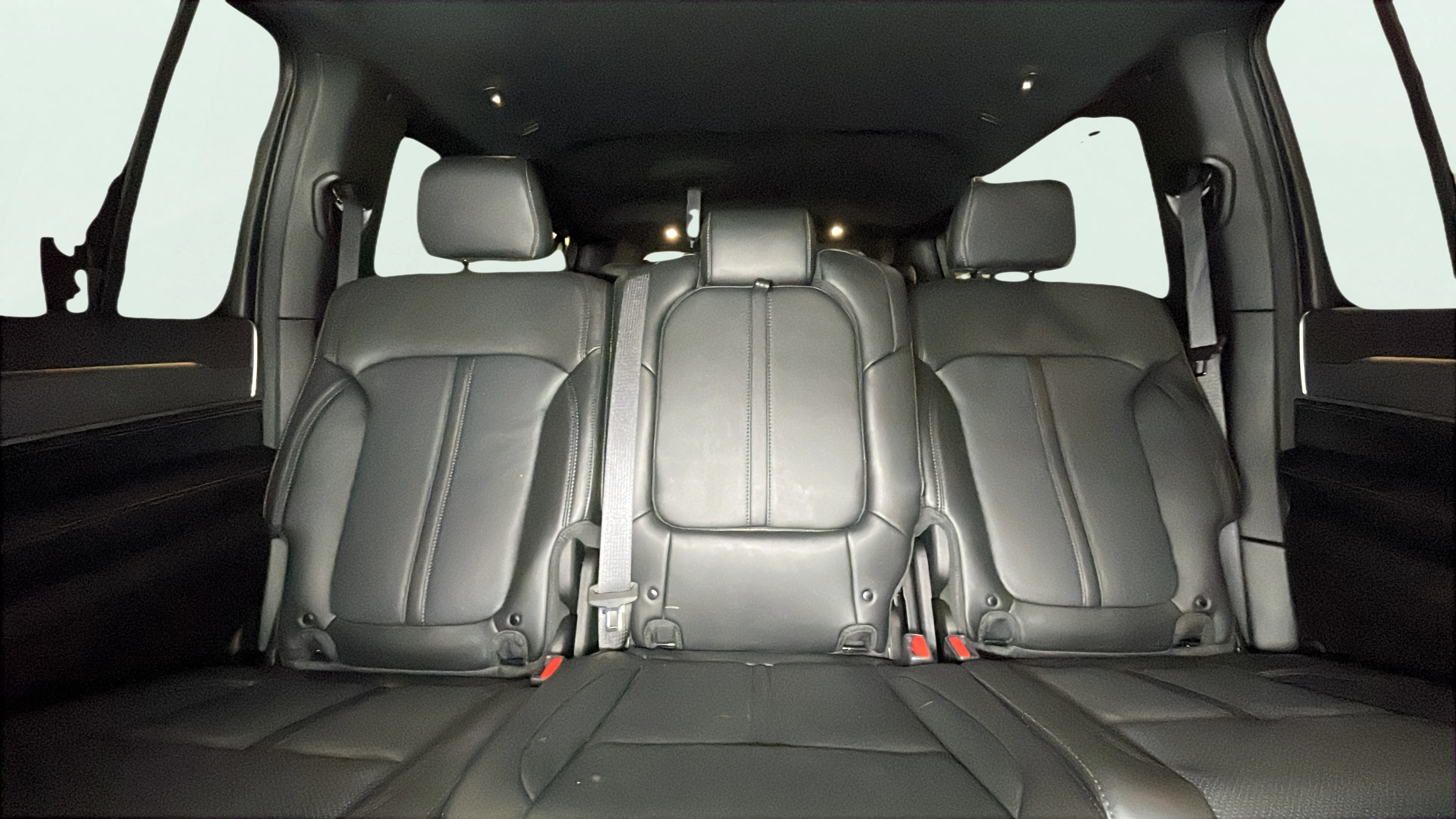 Vehicle interior 2
