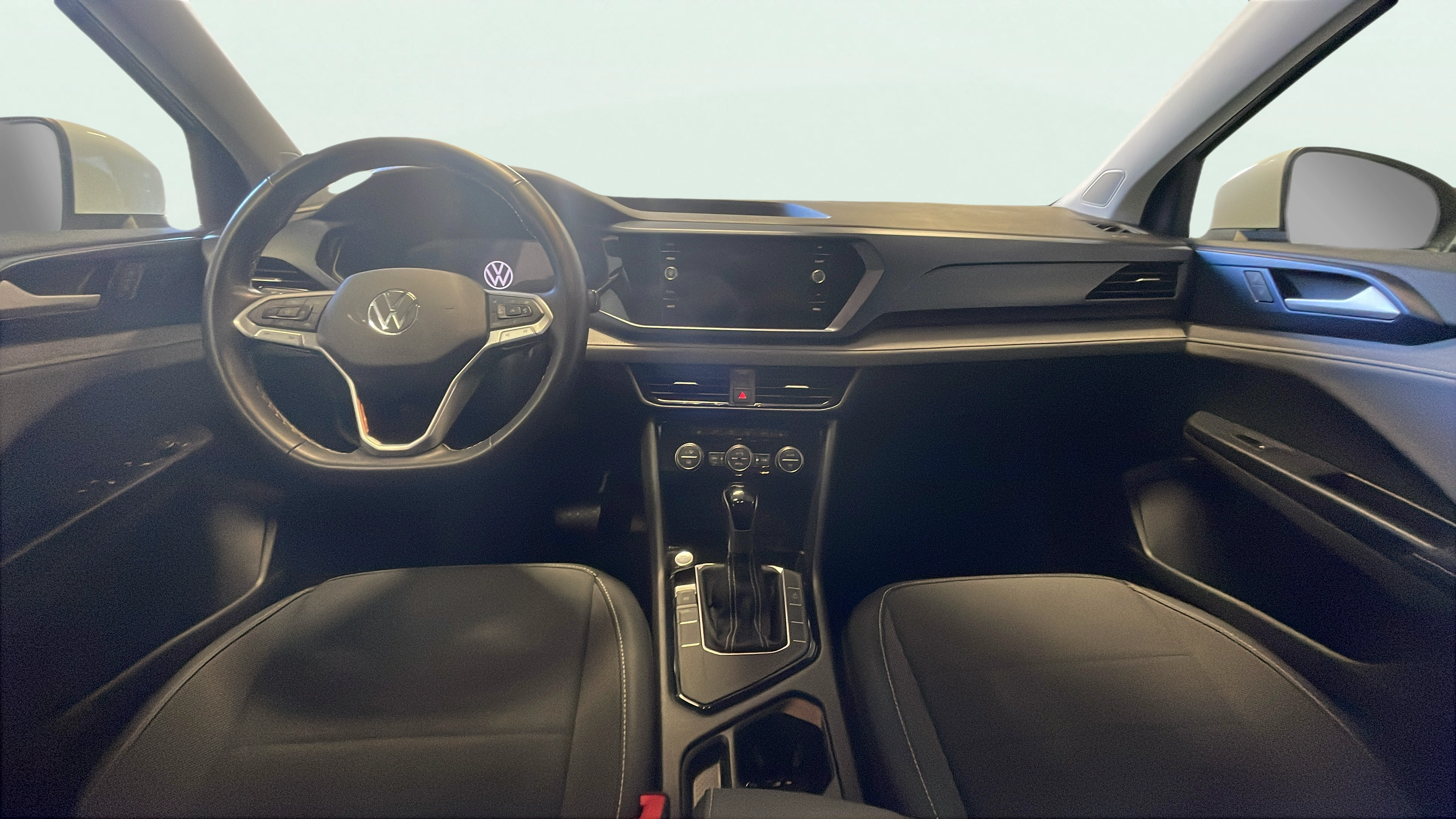 Vehicle interior 360 preview