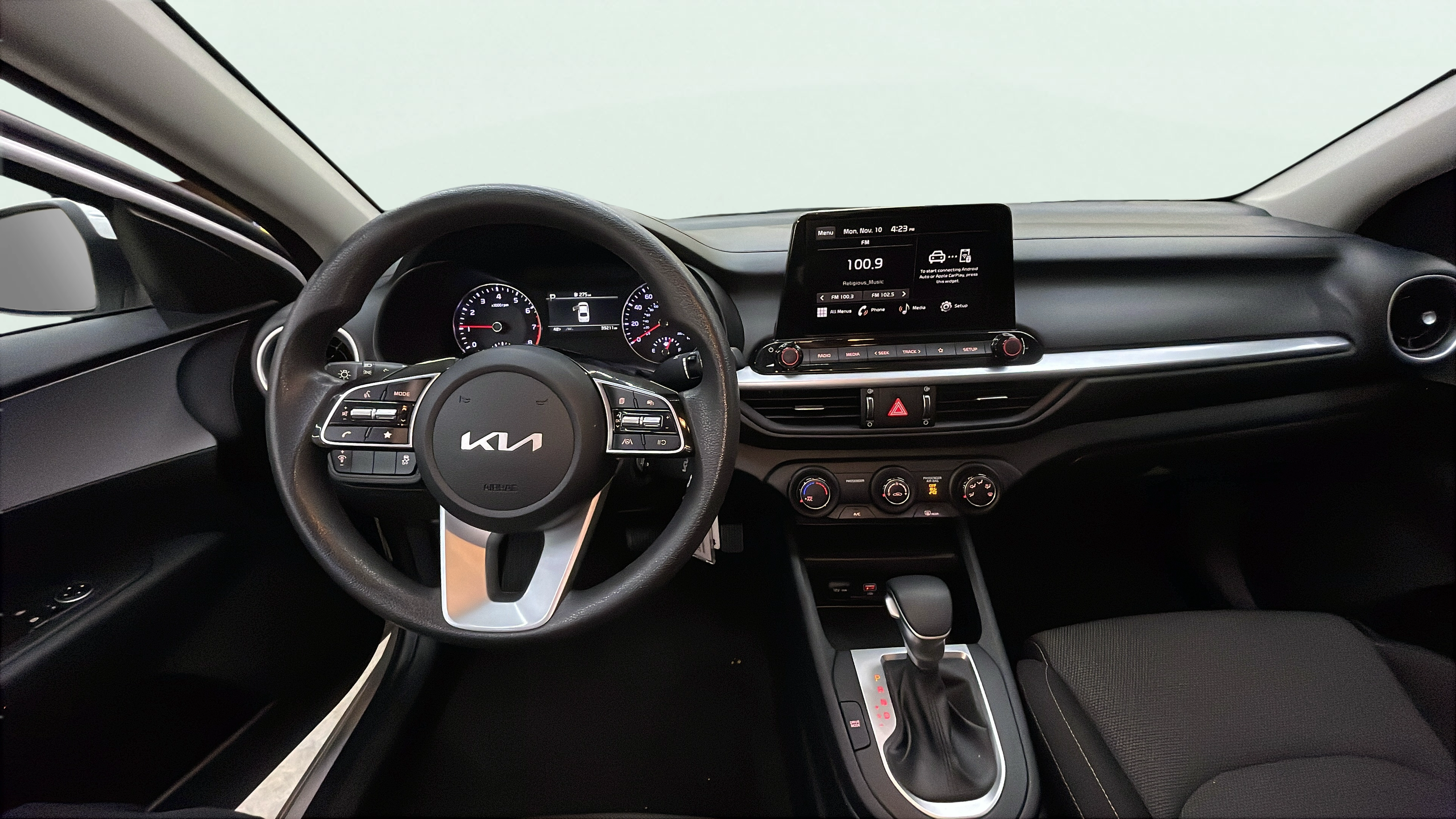 Vehicle interior 360 preview