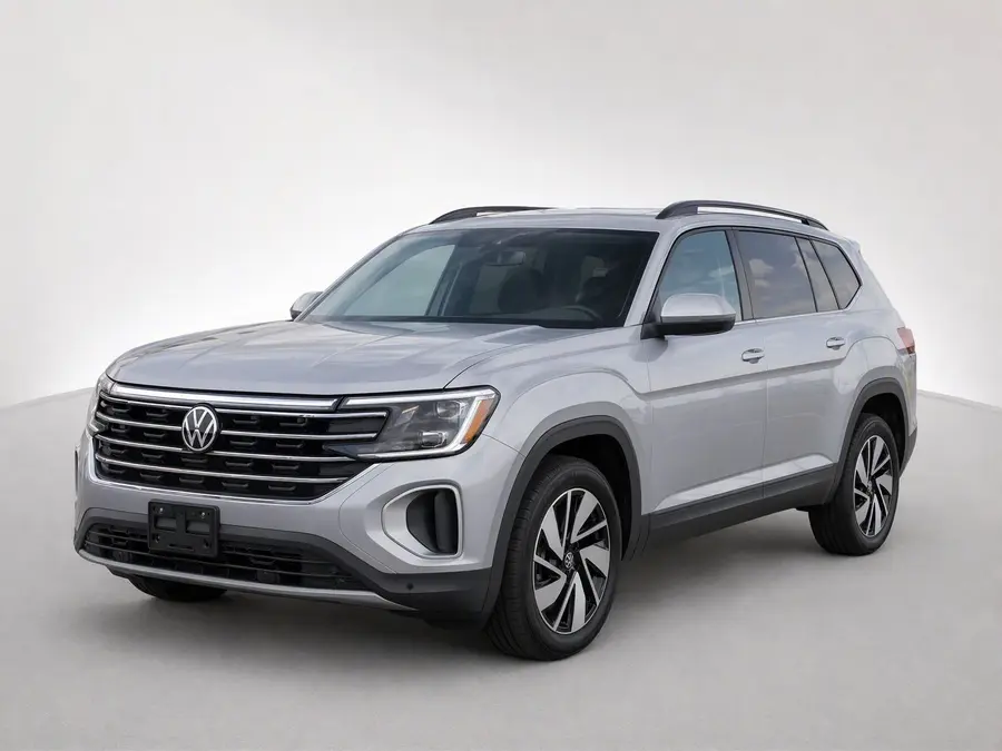 2025 Volkswagen Atlas — image 1 of 9