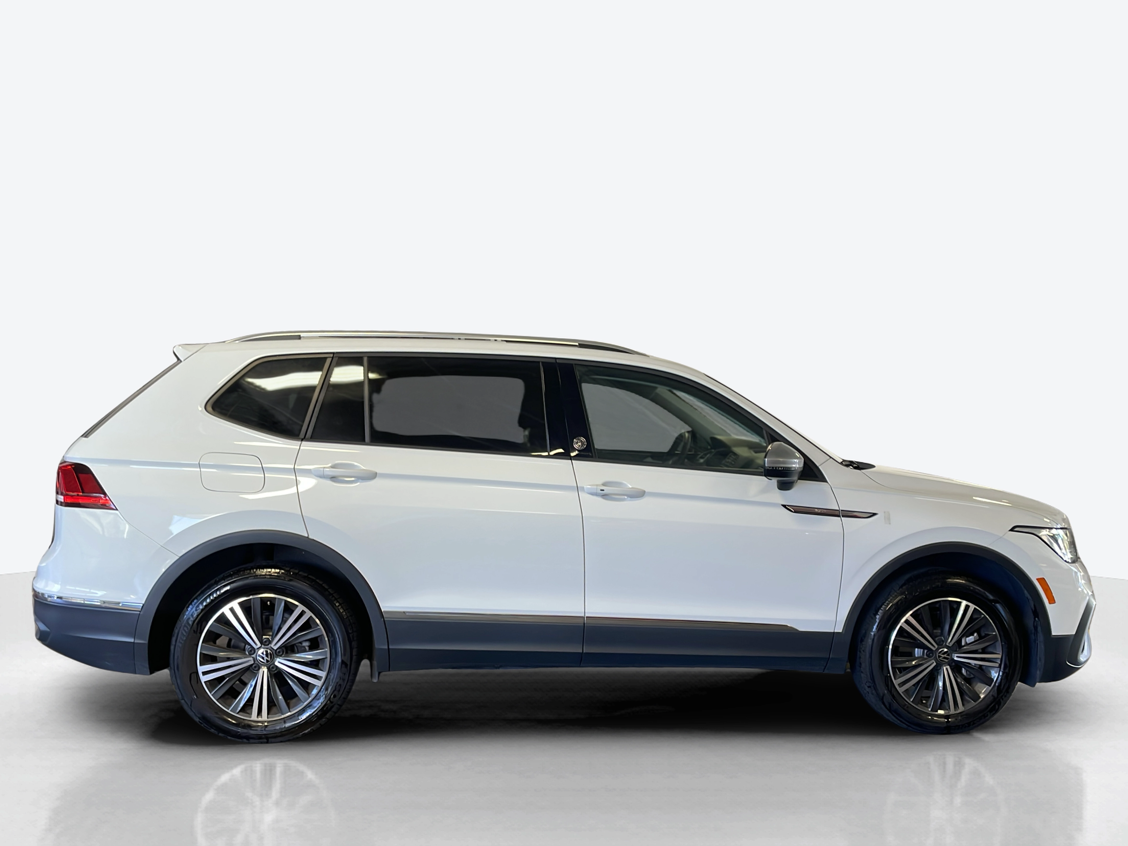 Vehicle exterior side