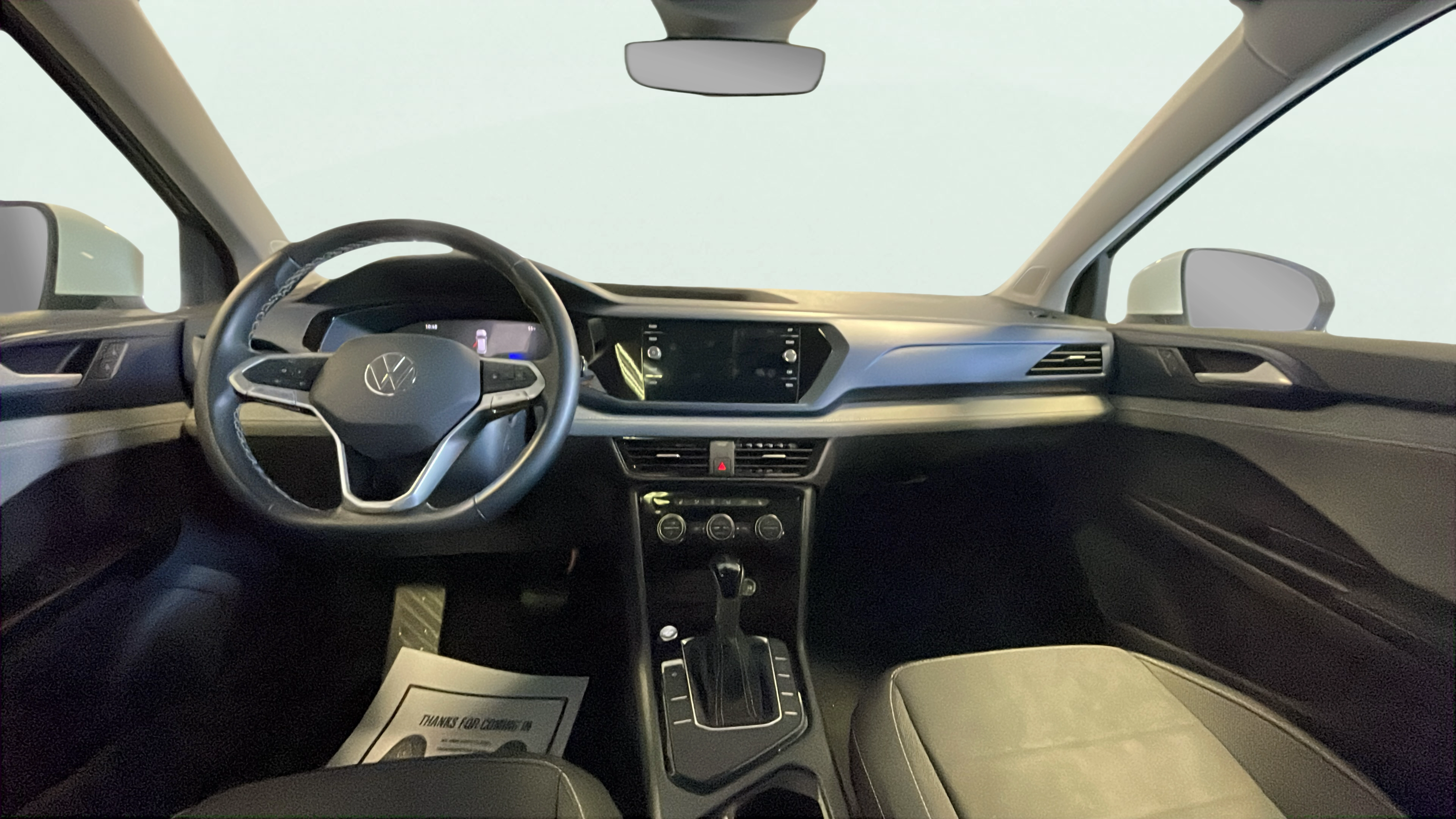 Vehicle interior 360 preview