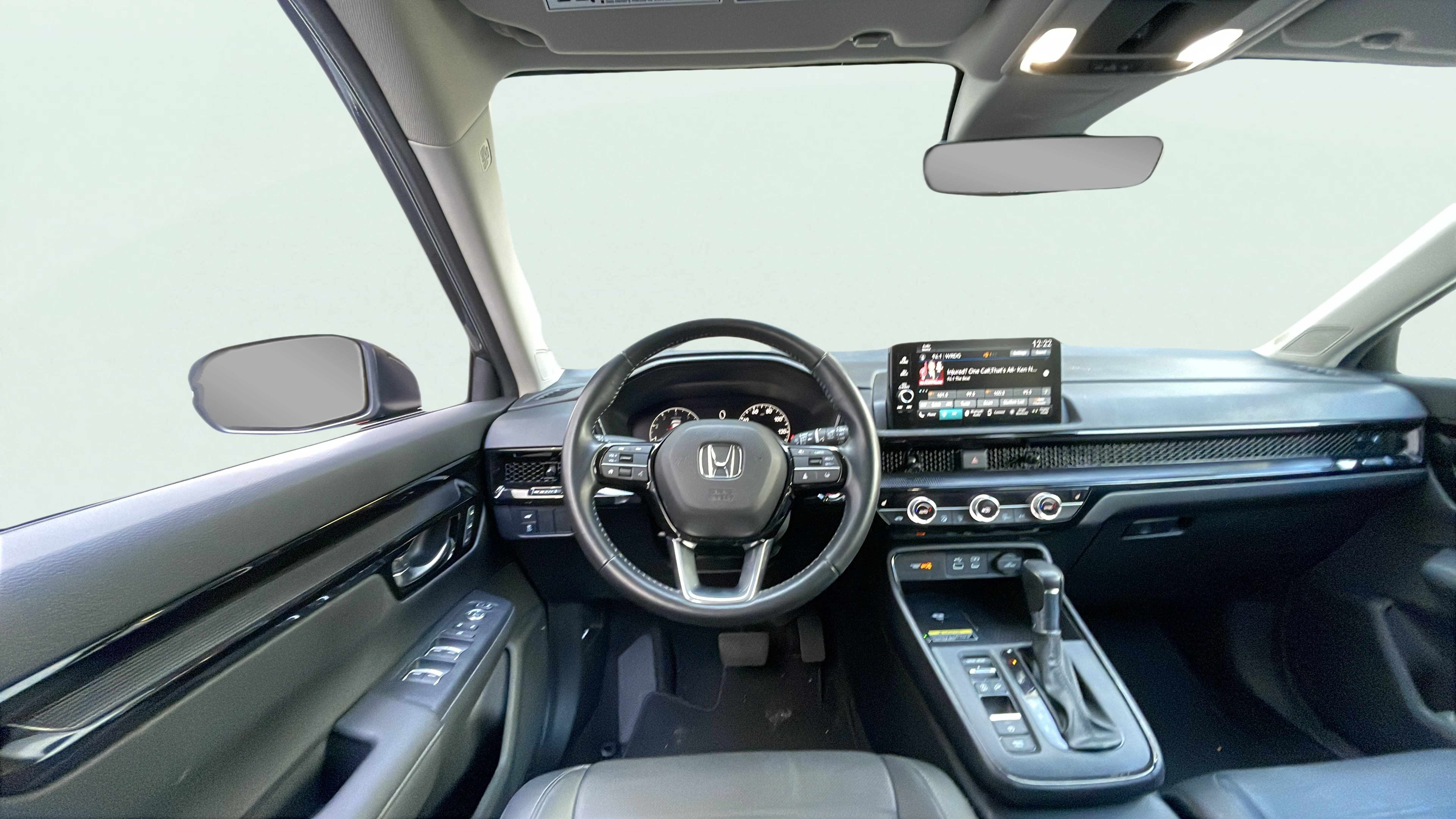 Vehicle interior 360 preview