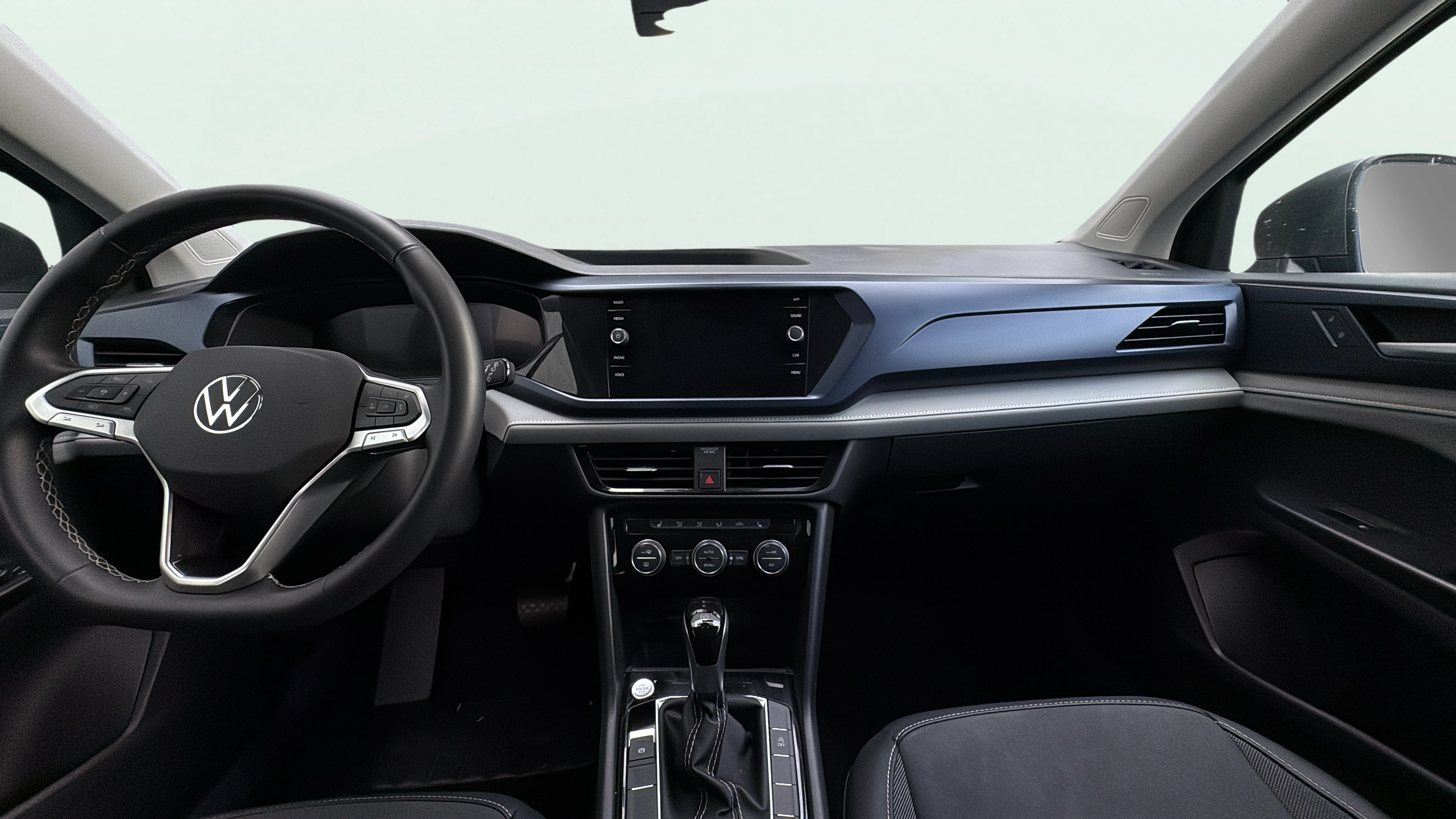 Vehicle interior 360 preview