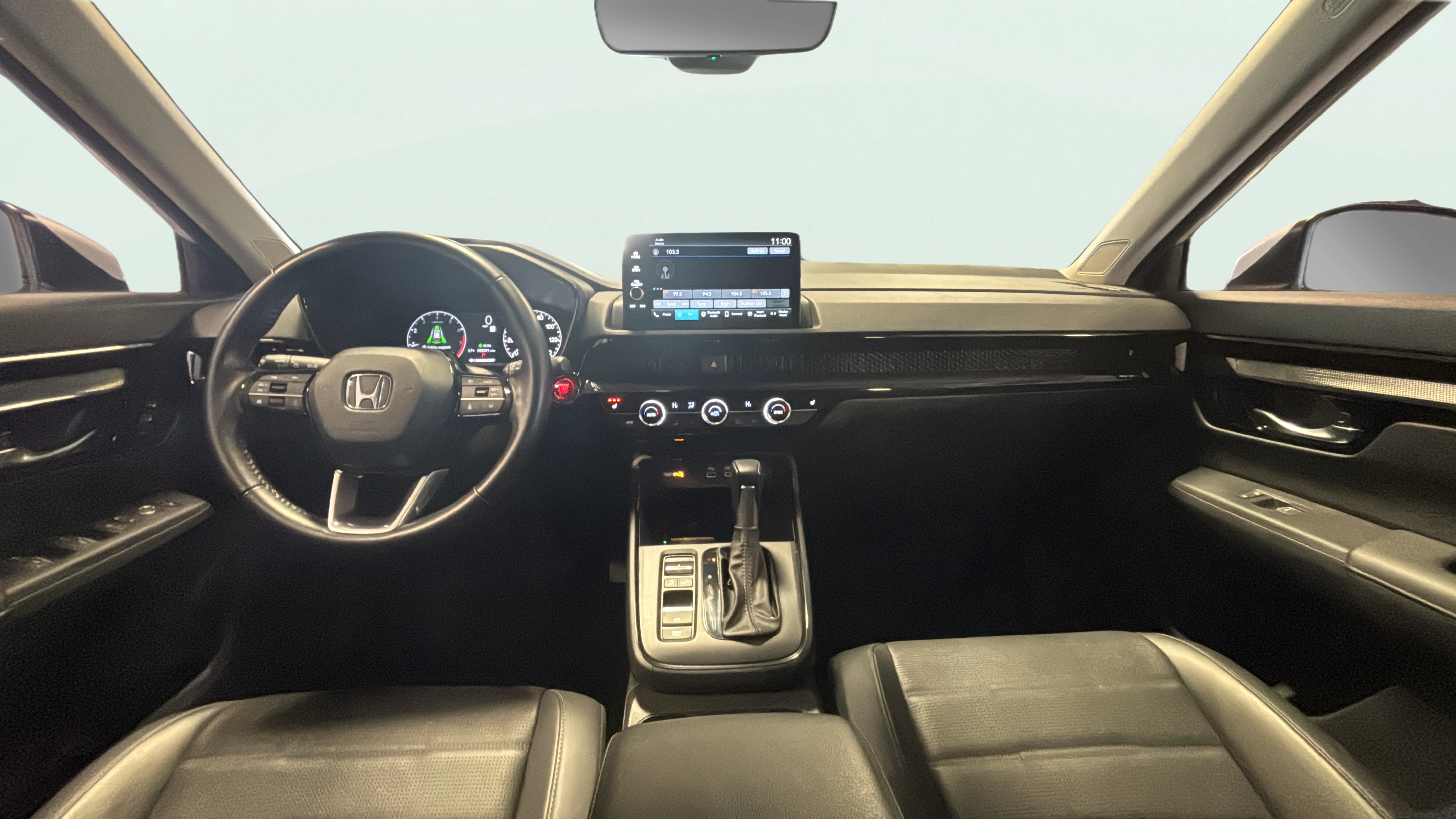 Vehicle interior 360 preview