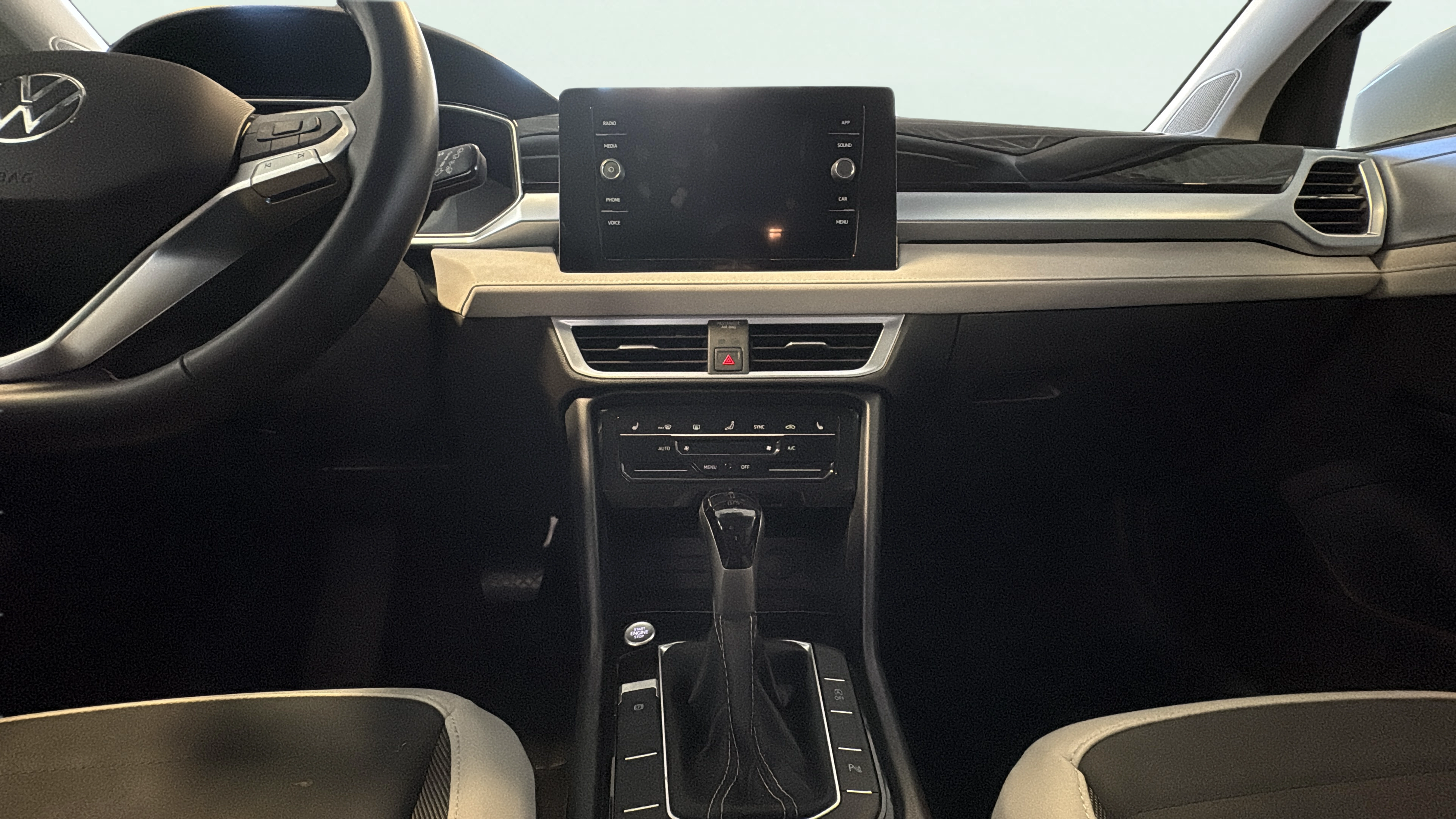 Vehicle interior 360 preview