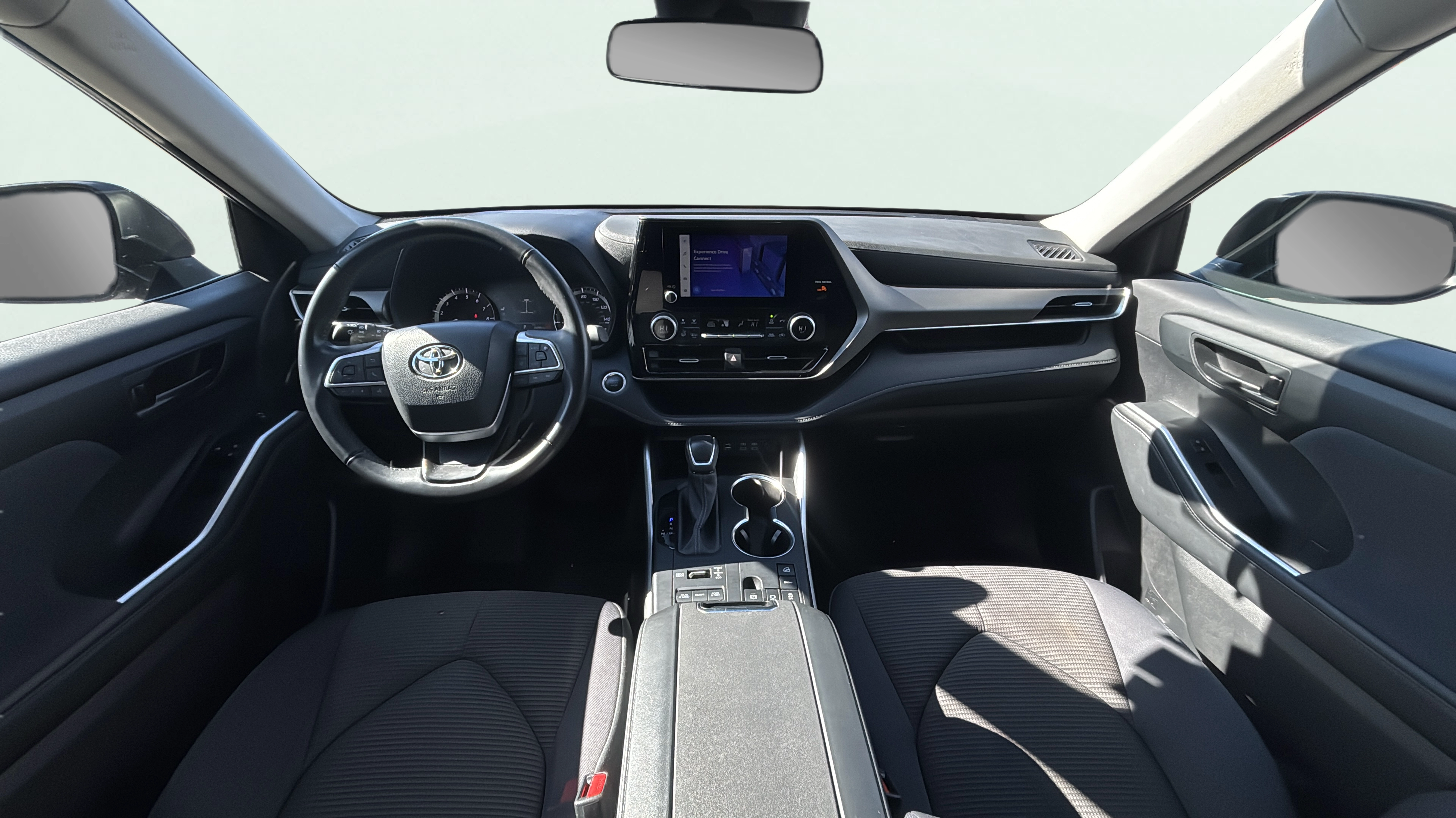 Vehicle interior 360 preview