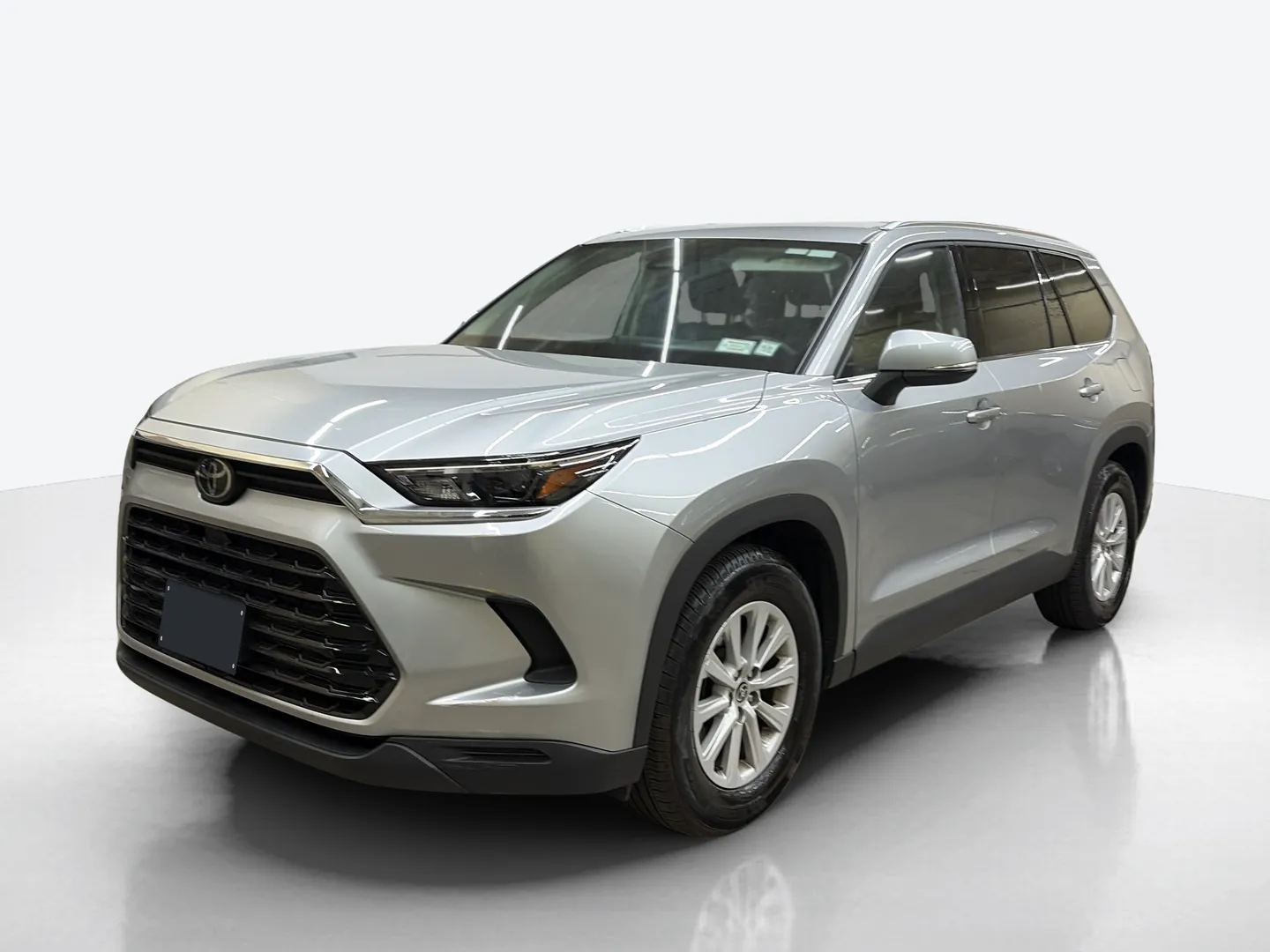 2025 Toyota Grand Highlander — image 1 of 6