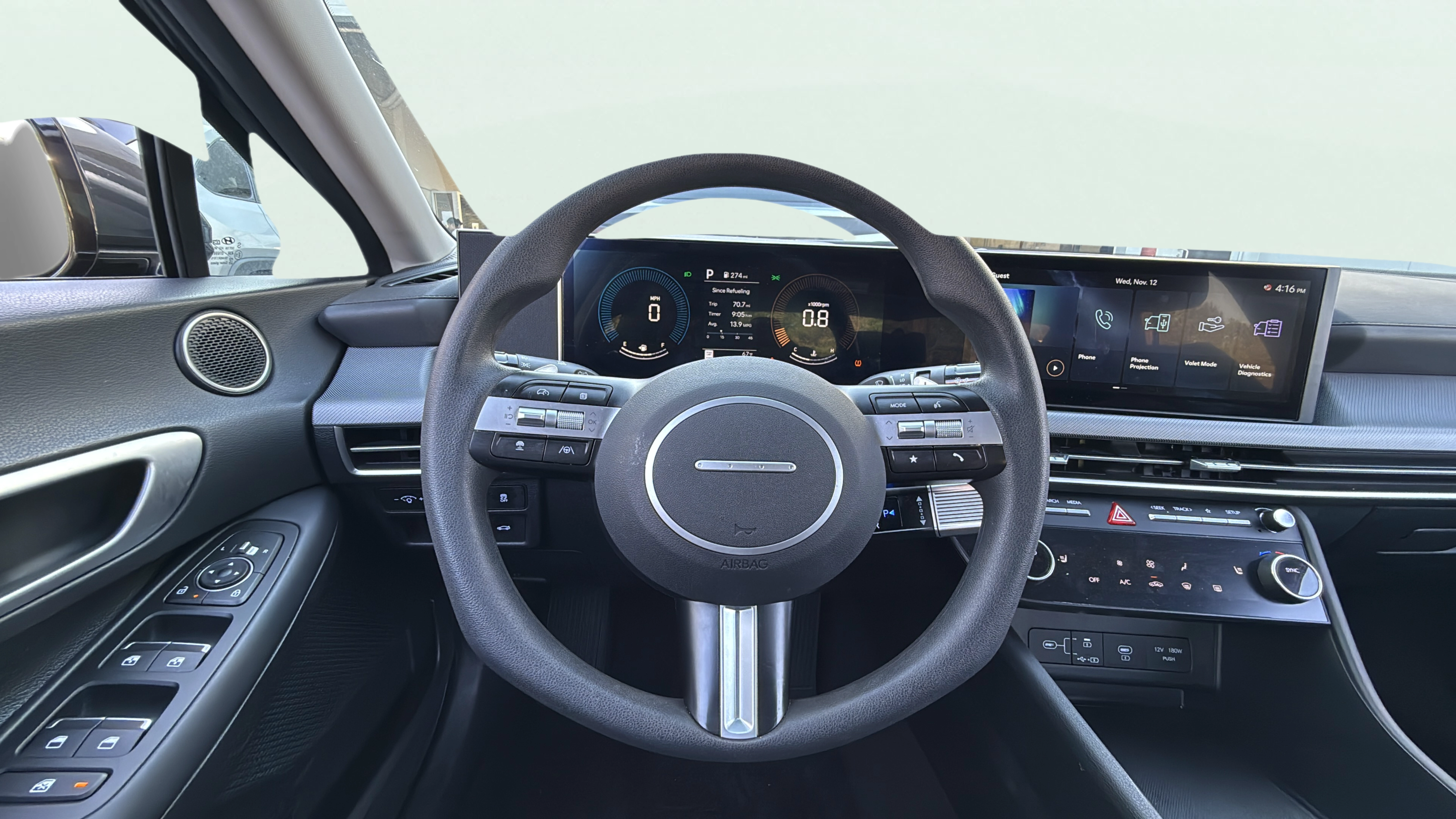 Vehicle interior 360 preview