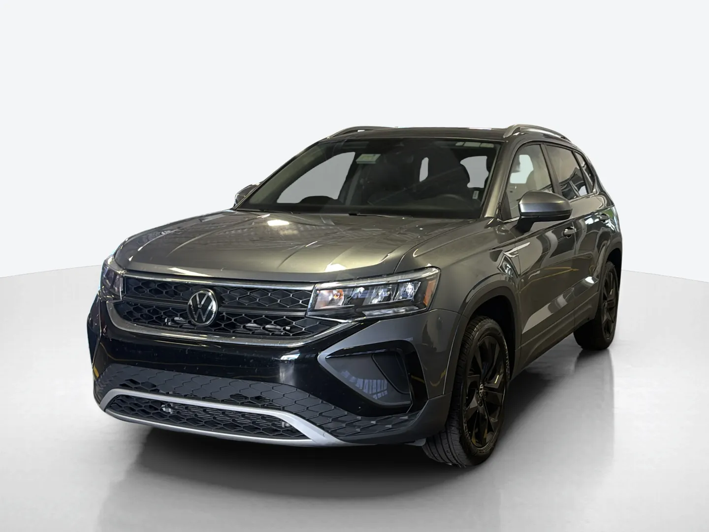 2024 Volkswagen Taos — image 1 of 6