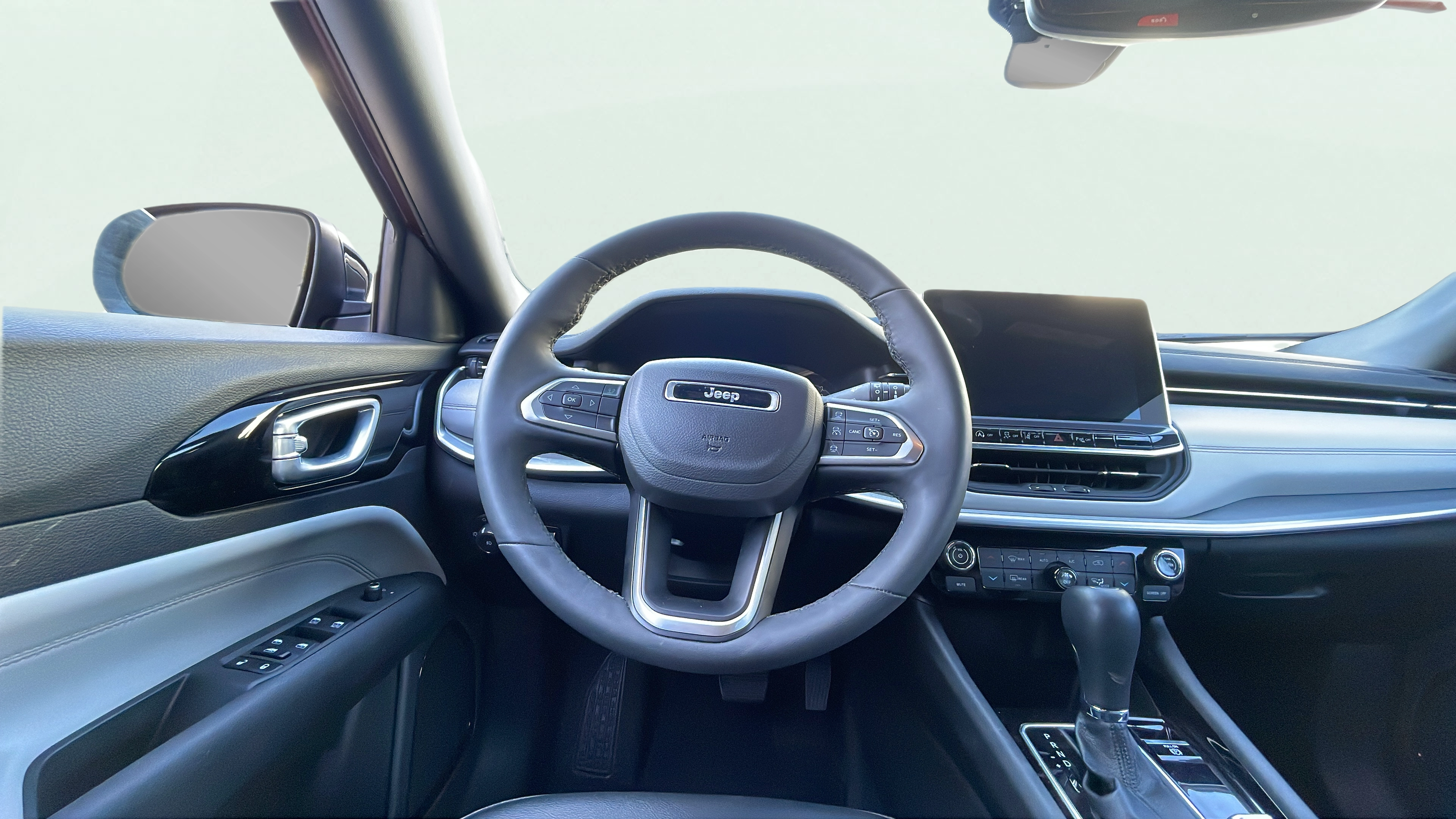 Vehicle interior 360 preview