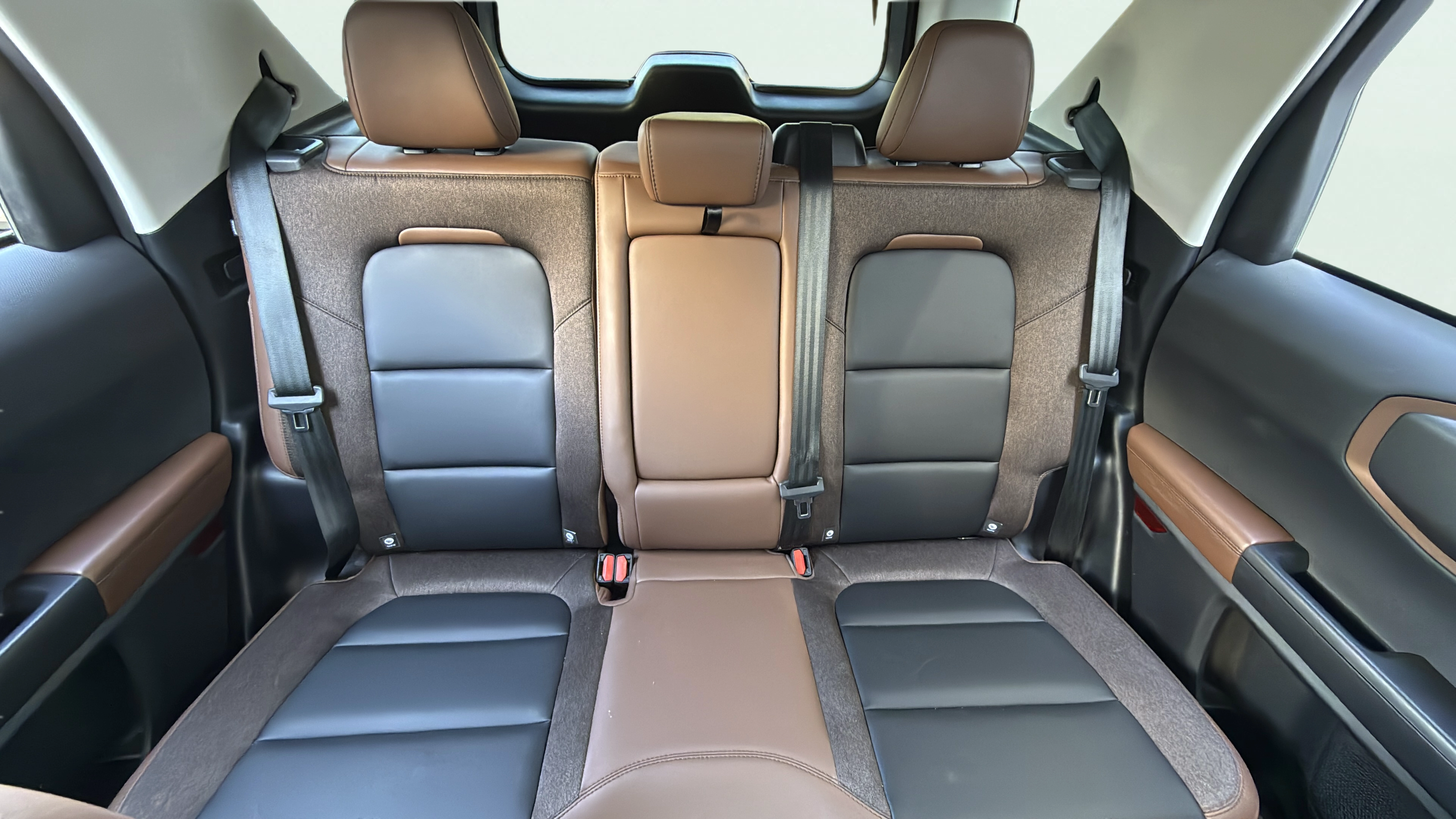 Vehicle interior 2
