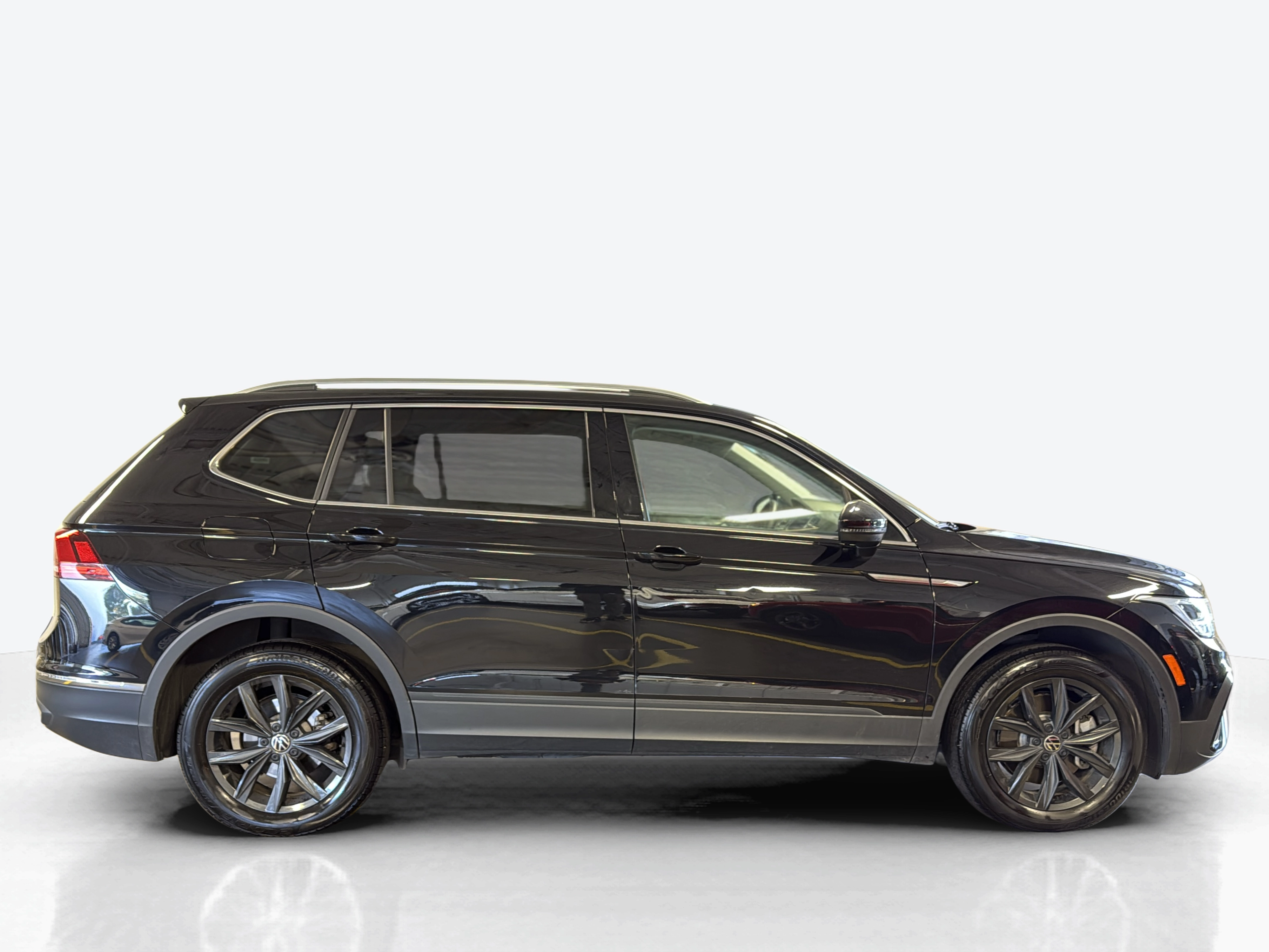 Vehicle exterior side