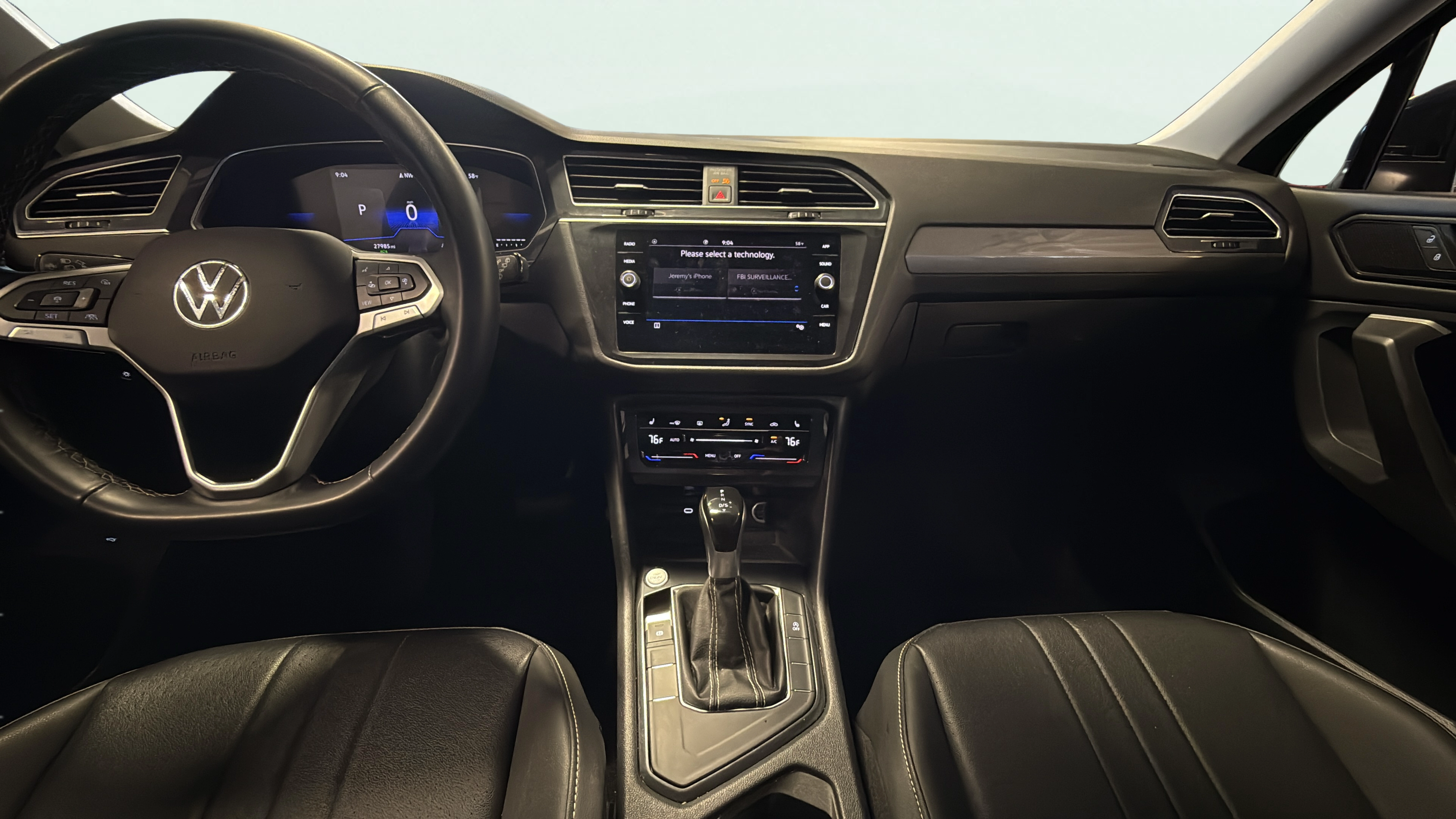 Vehicle interior 360 preview