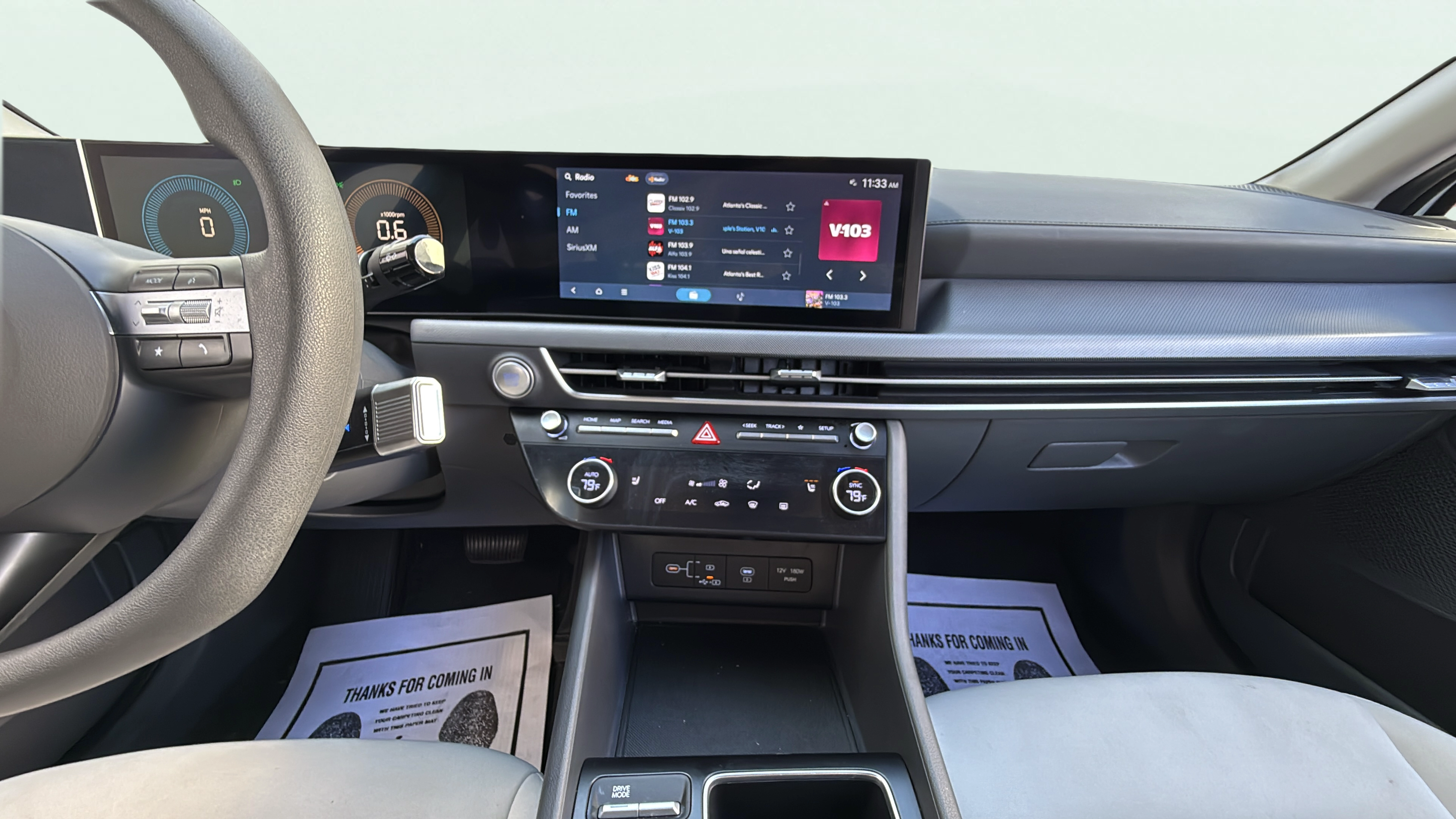 Vehicle interior 360 preview