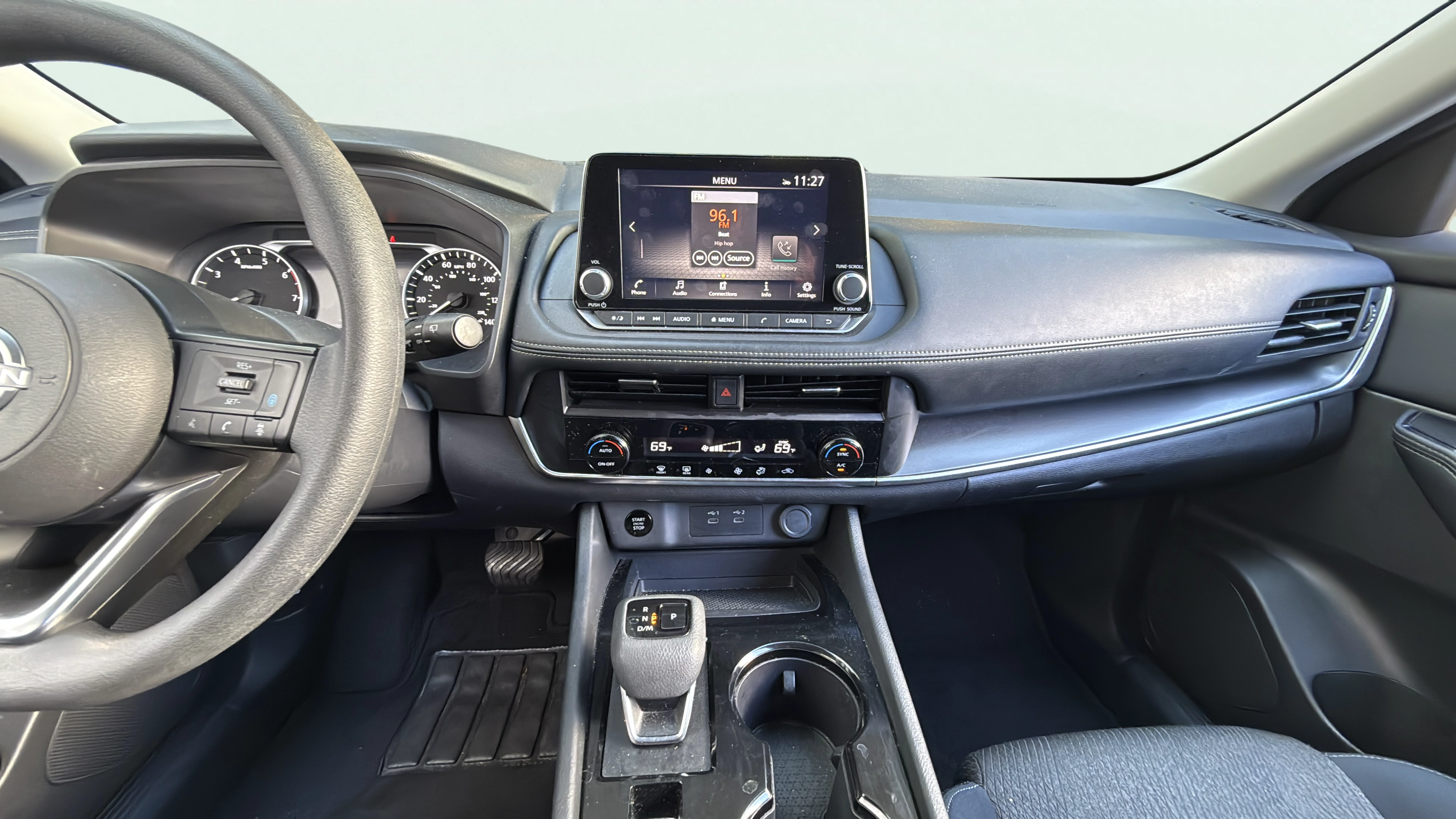 Vehicle interior 360 preview