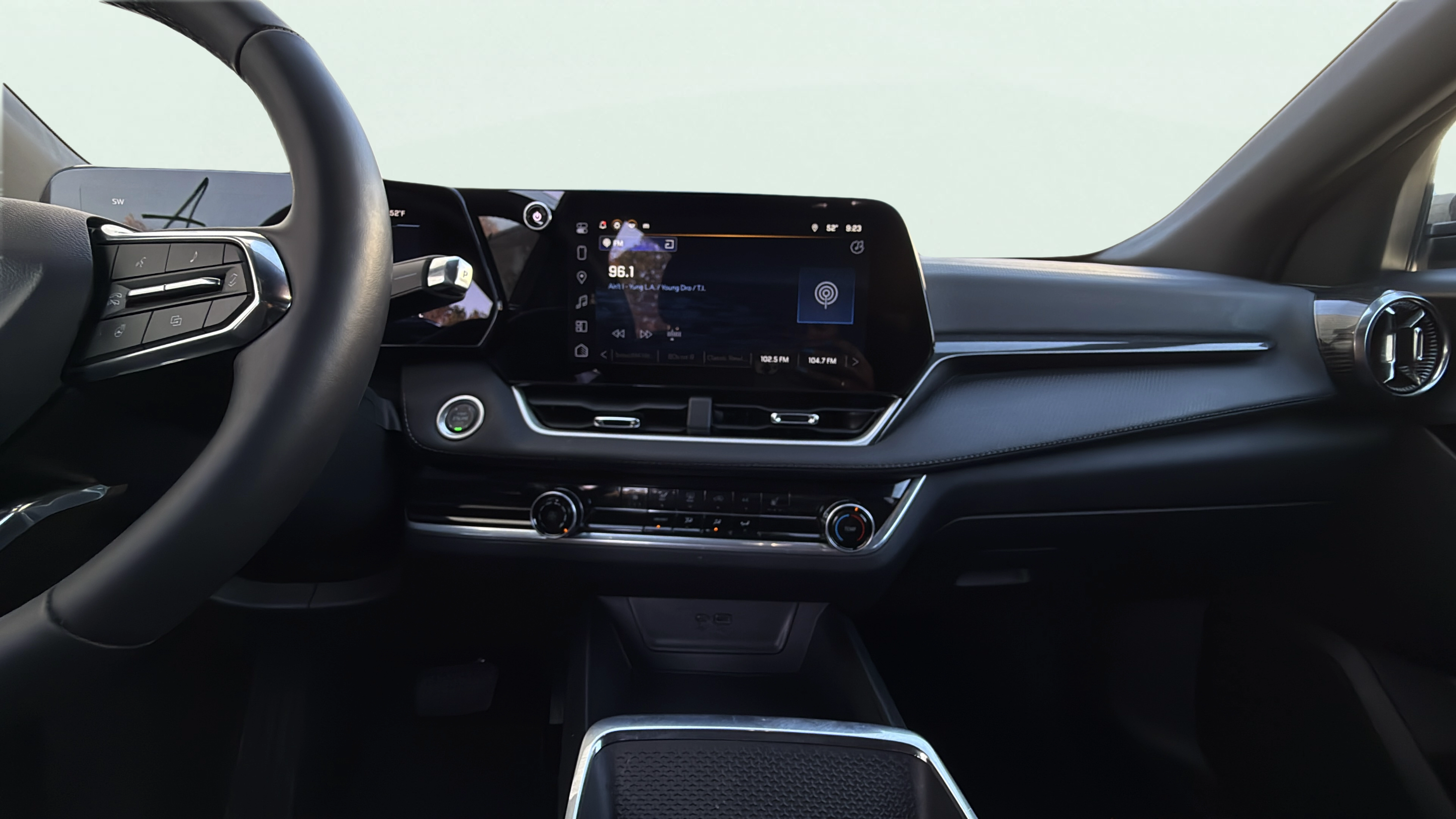 Vehicle interior 360 preview