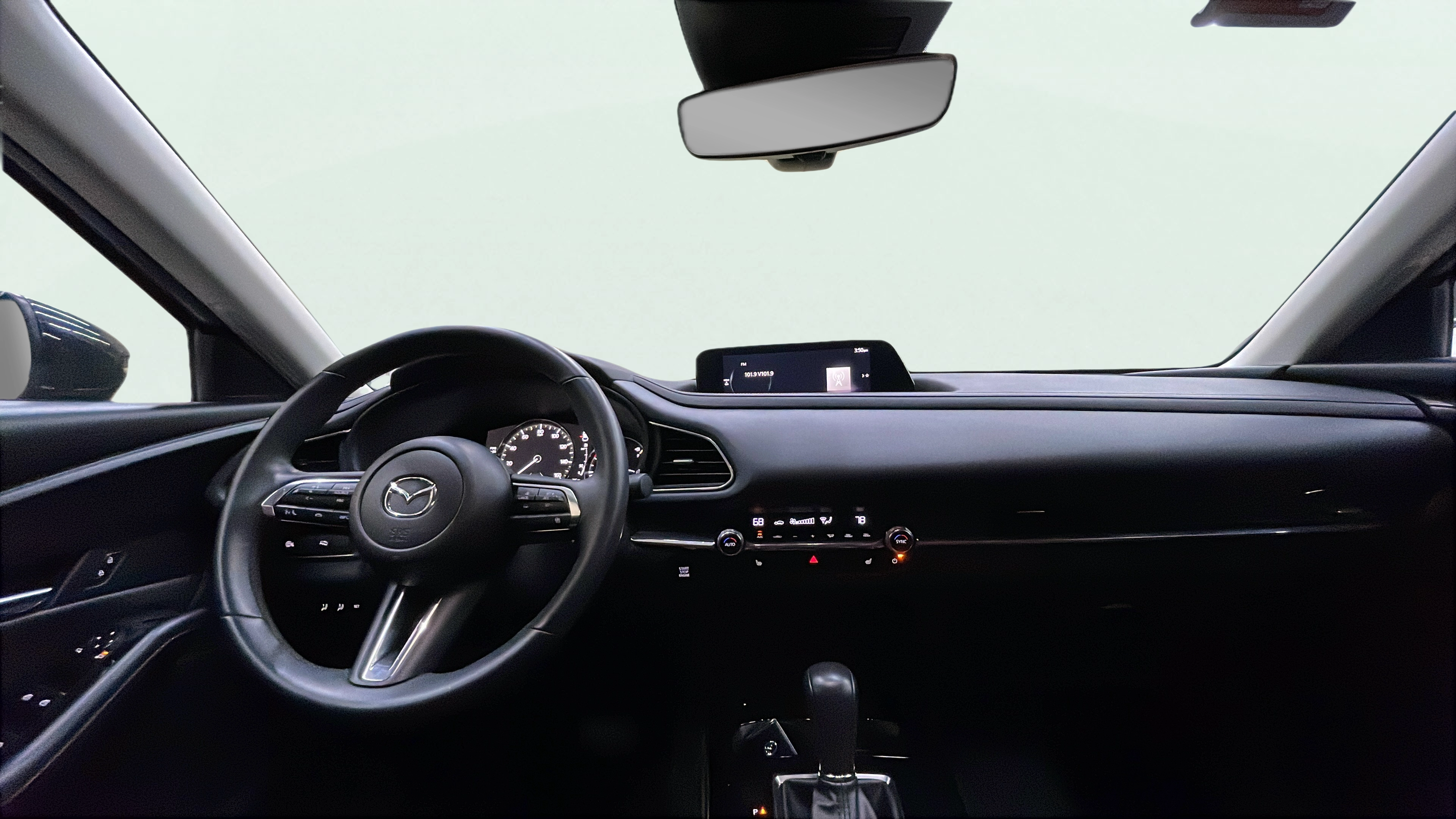 Vehicle interior 360 preview