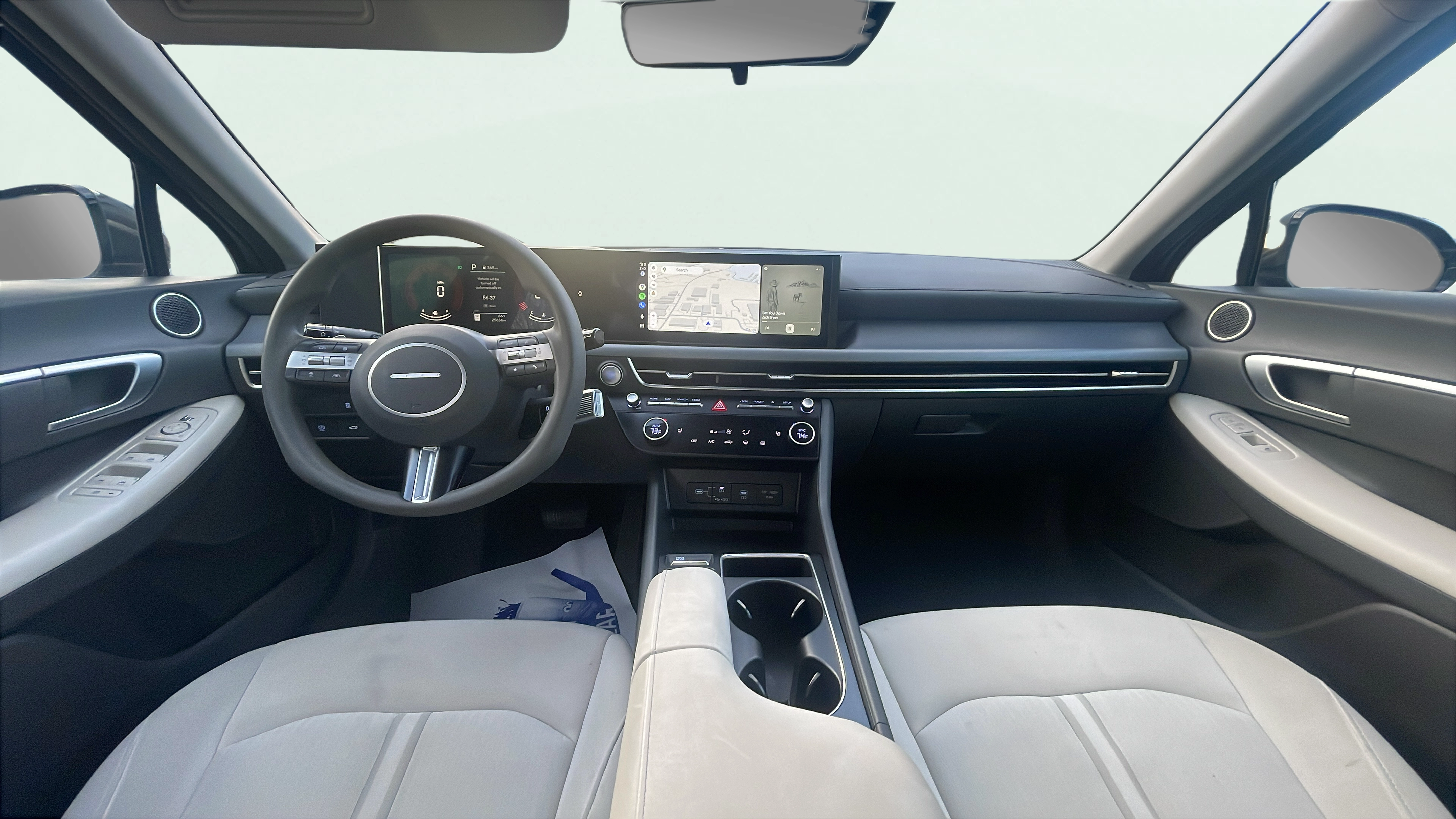 Vehicle interior 360 preview