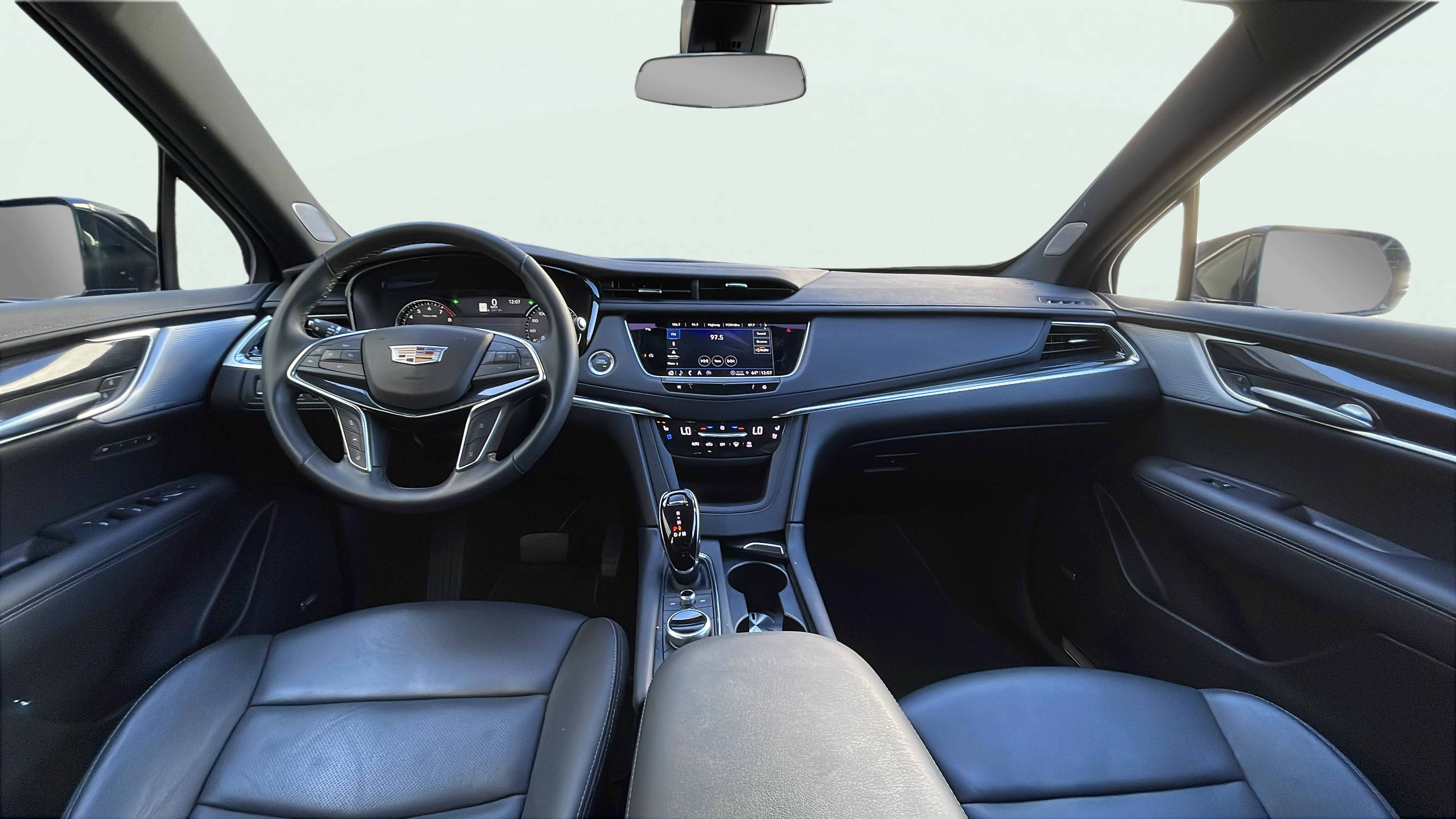 Vehicle interior 360 preview