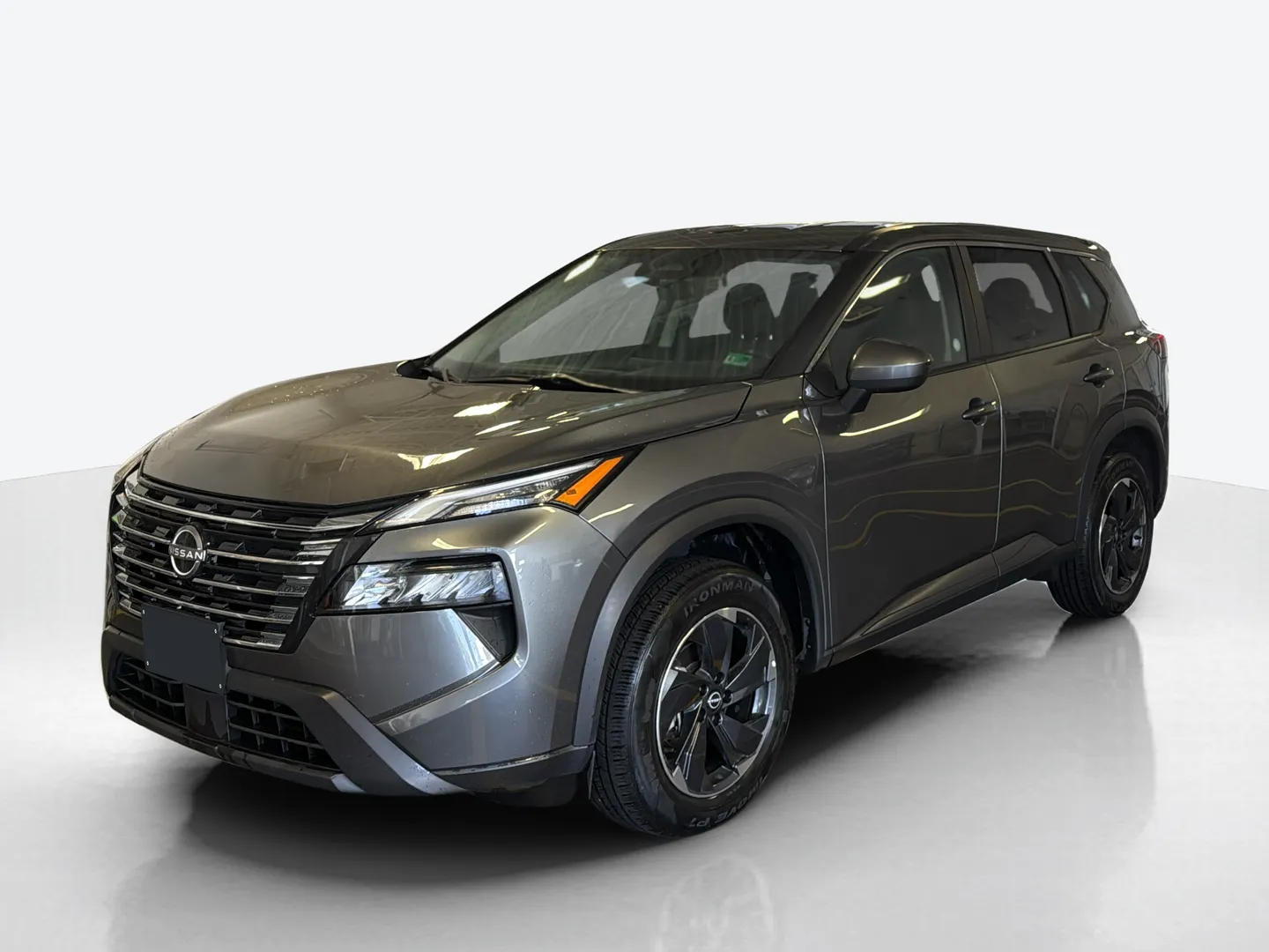 2024 Nissan Rogue — image 1 of 8