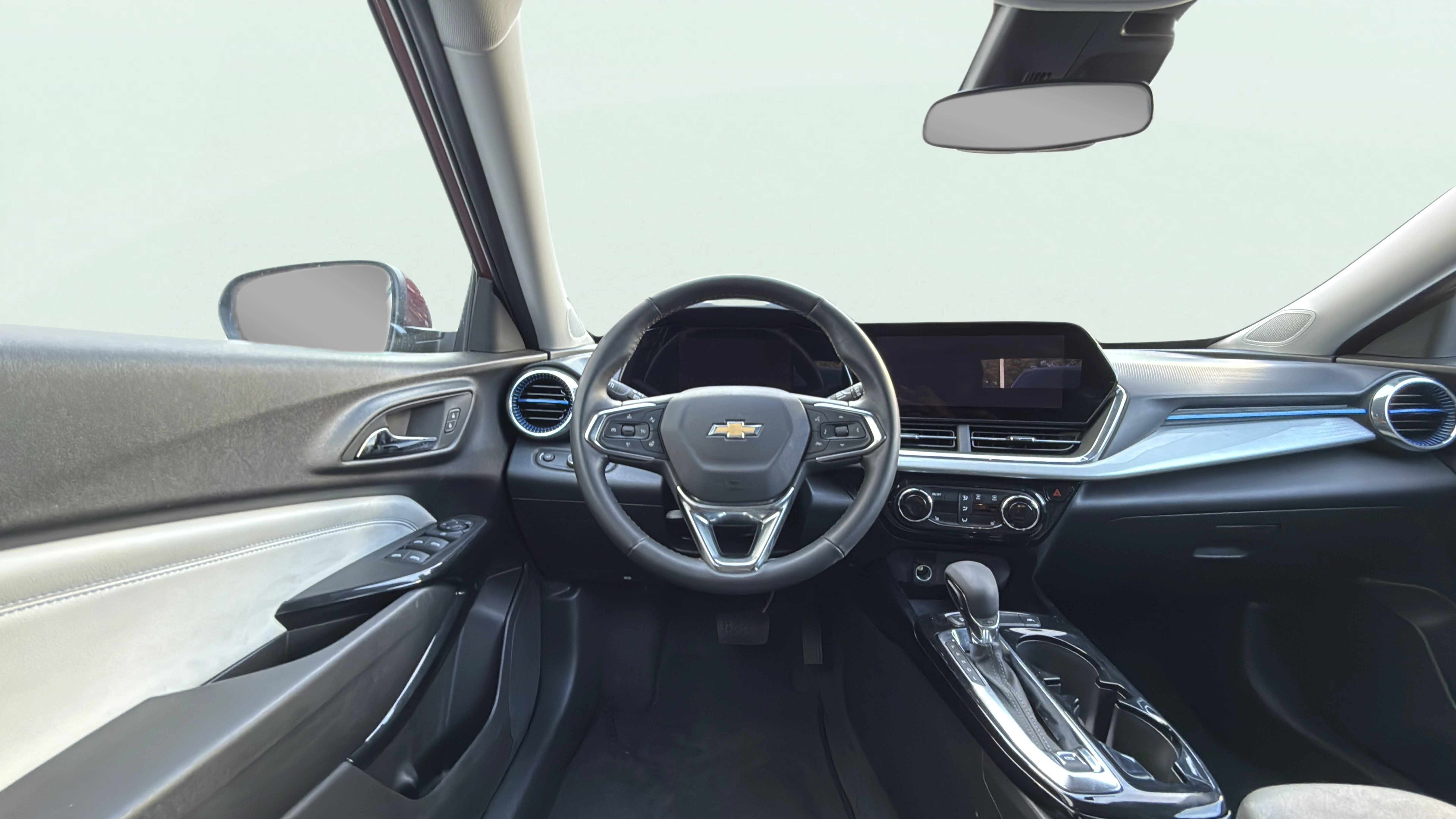 Vehicle interior 360 preview