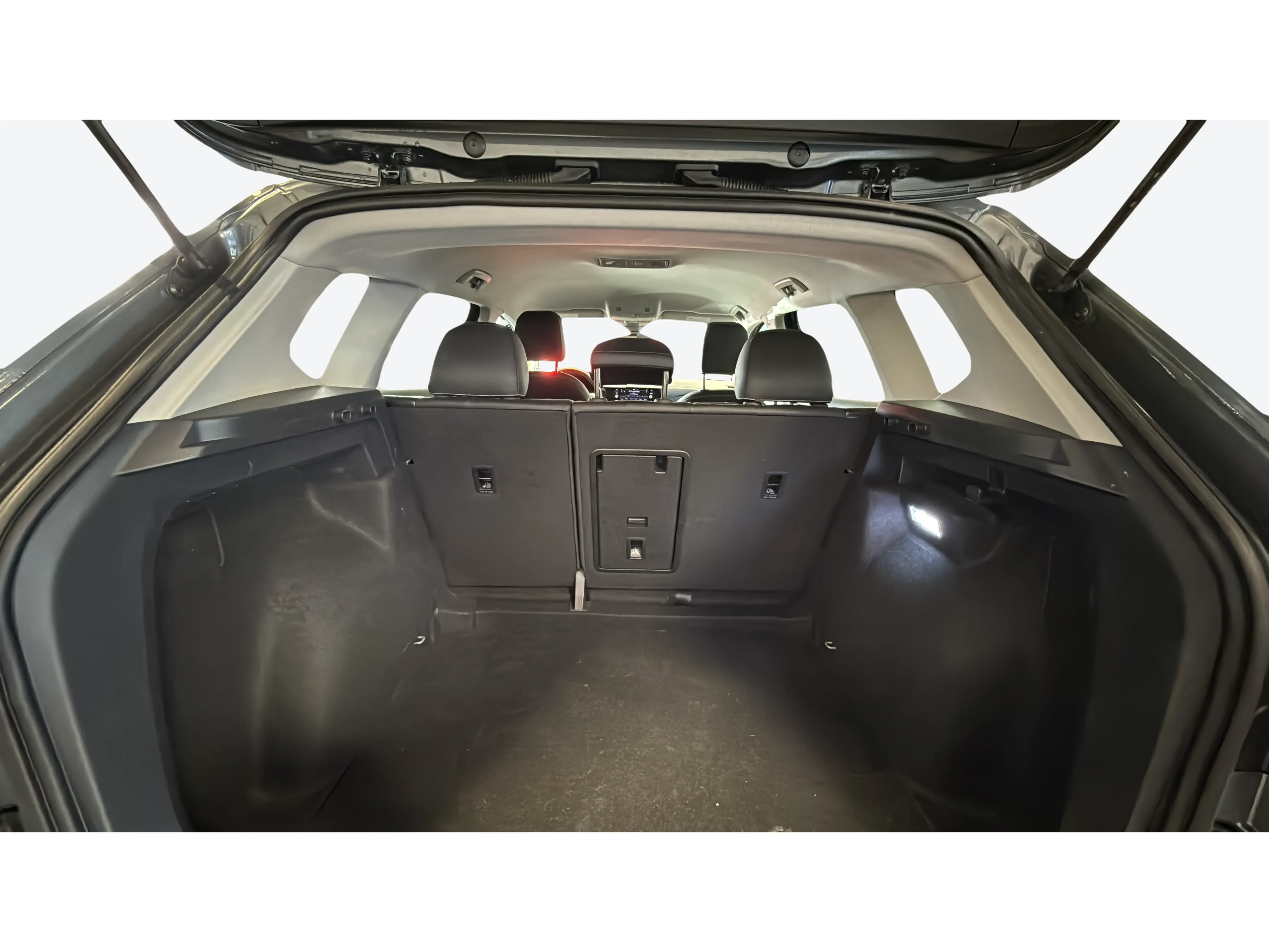 Vehicle interior 360 preview