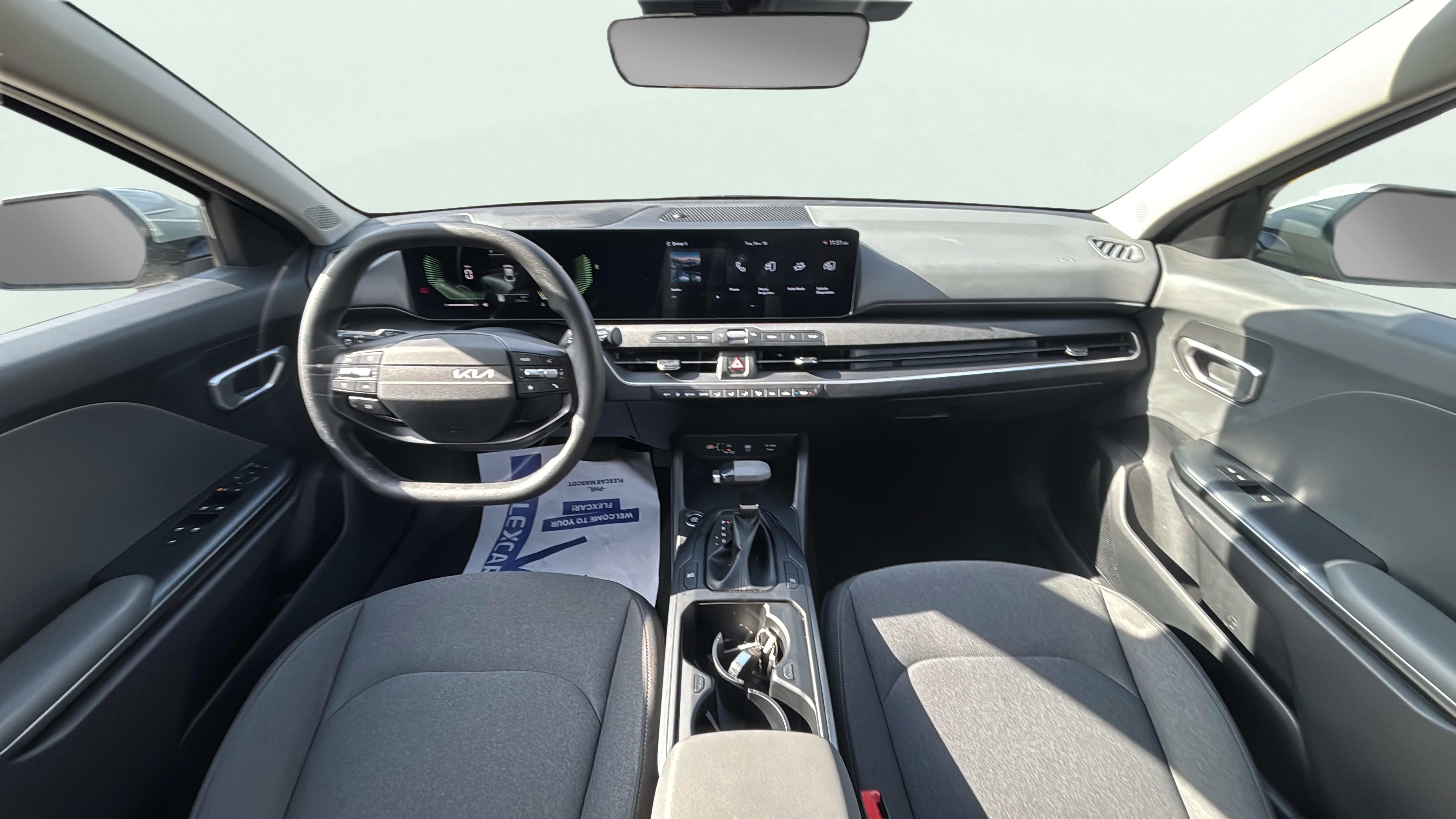 Vehicle interior 360 preview