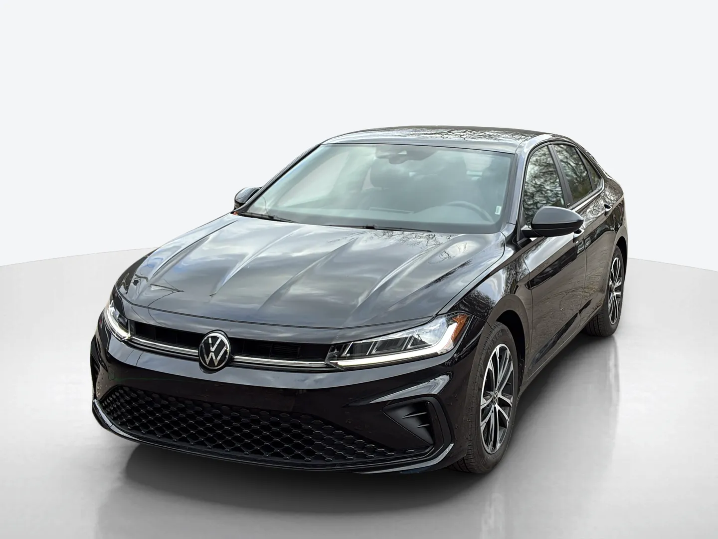 2025 Volkswagen Jetta — image 1 of 6