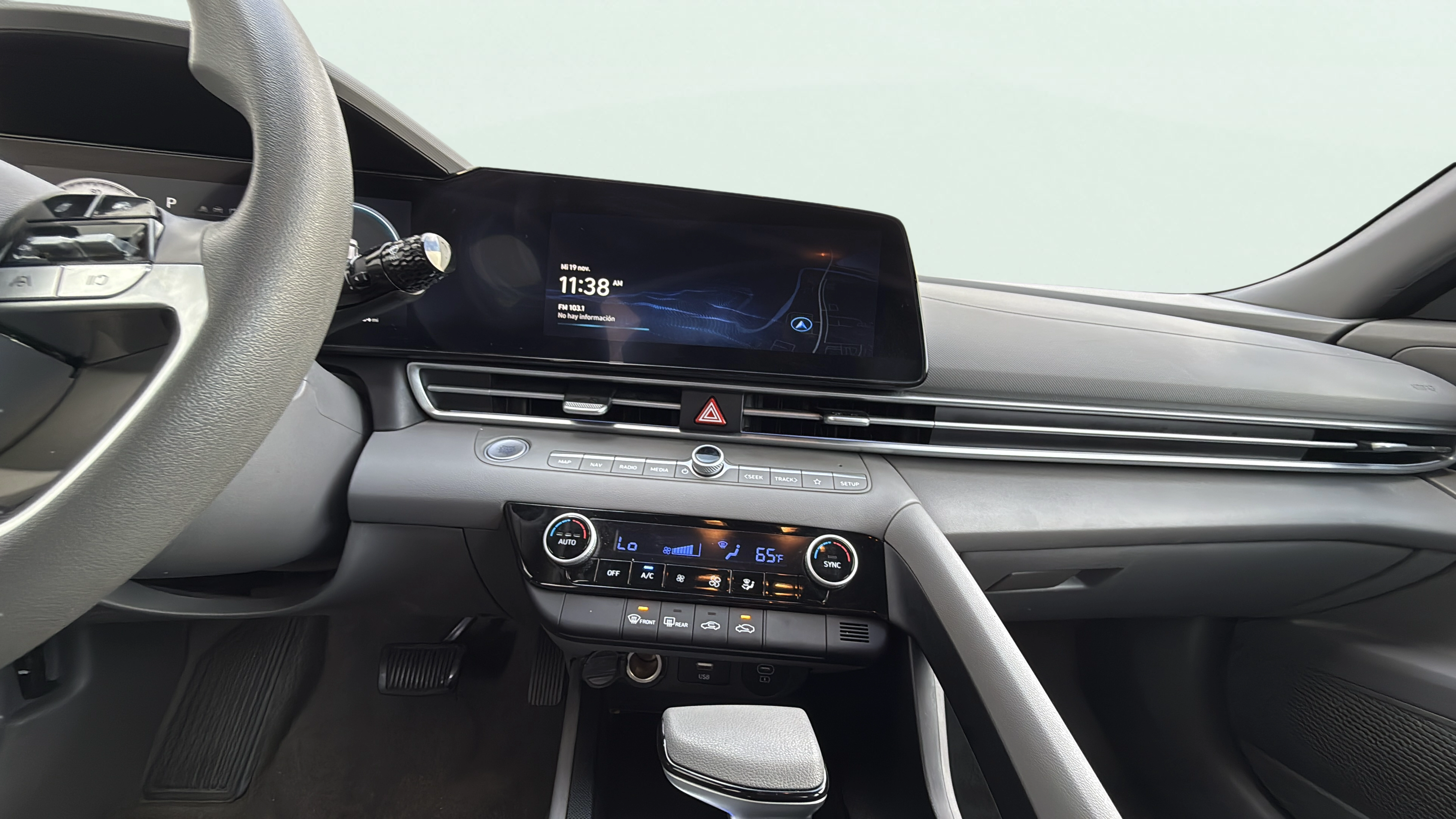 Vehicle interior 360 preview