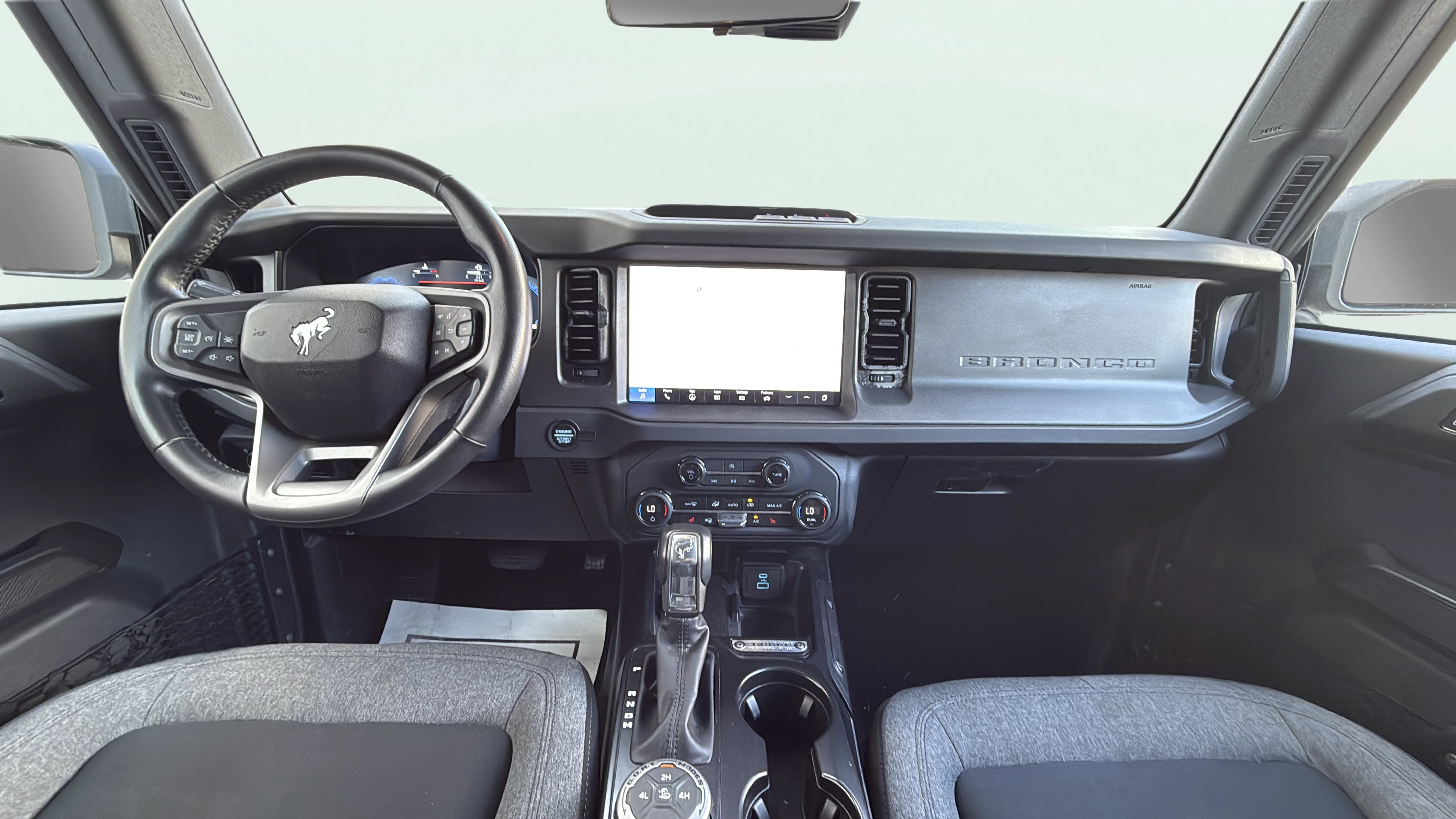 Vehicle interior 360 preview