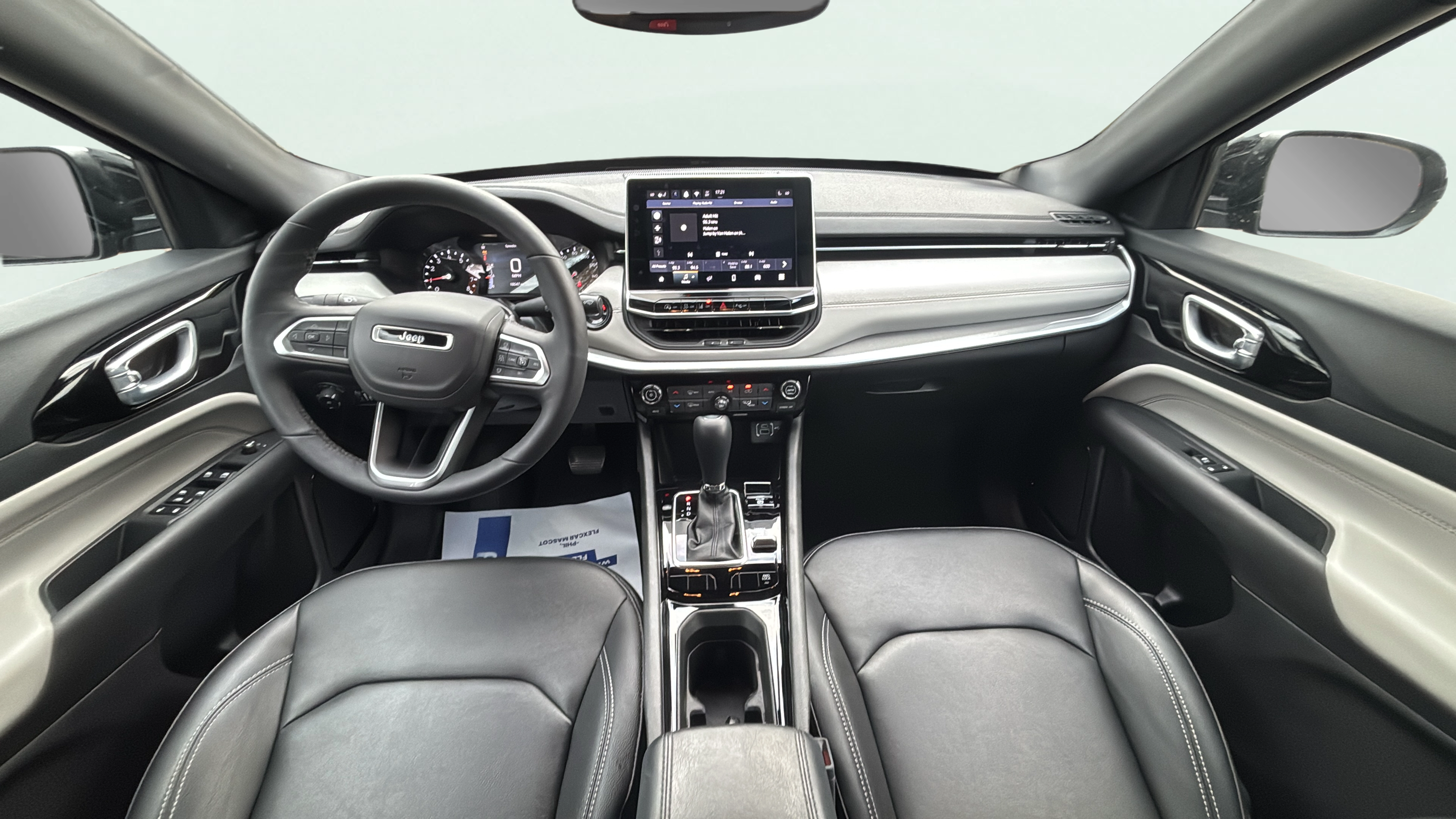 Vehicle interior 360 preview