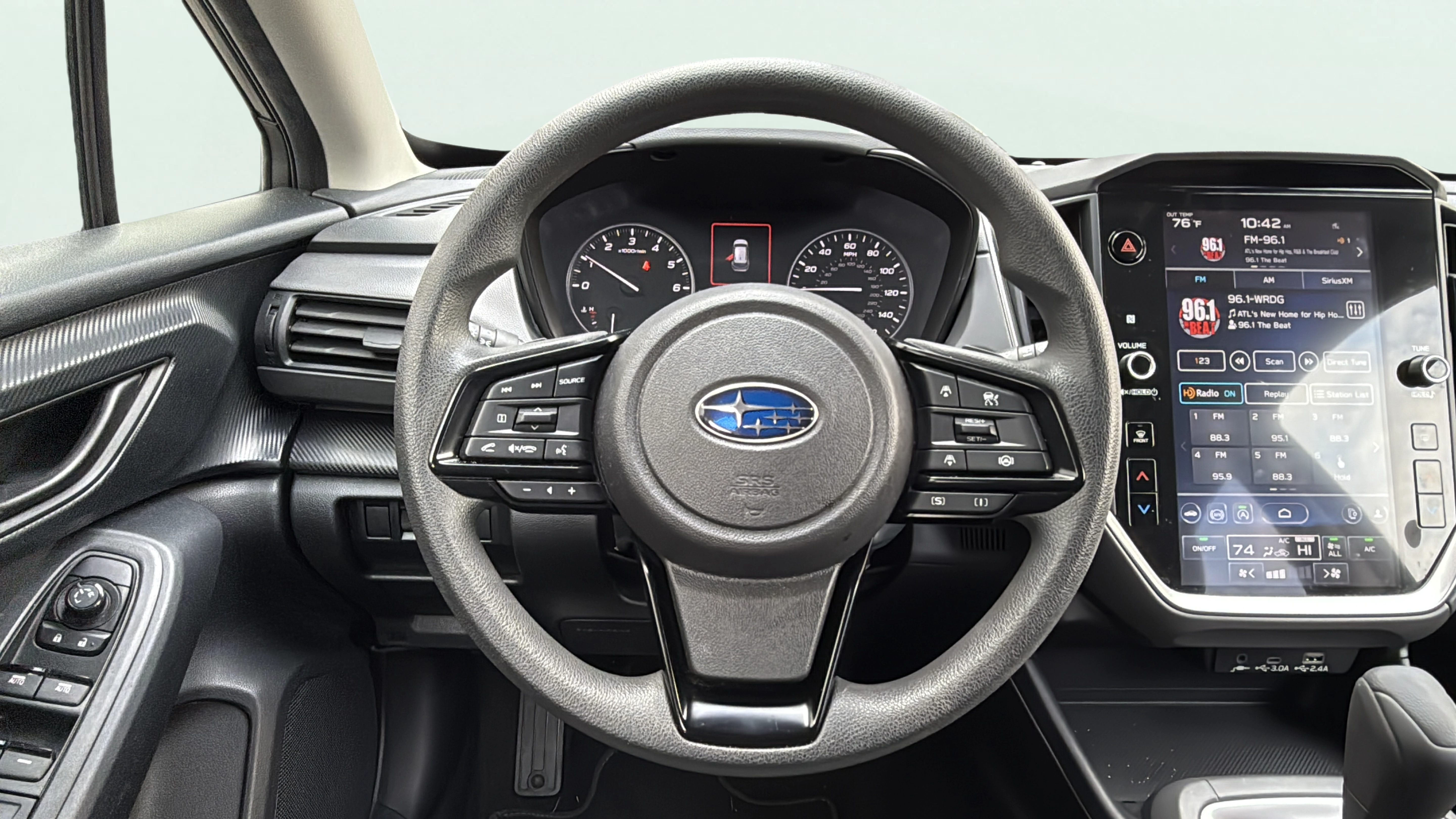 Vehicle interior 360 preview