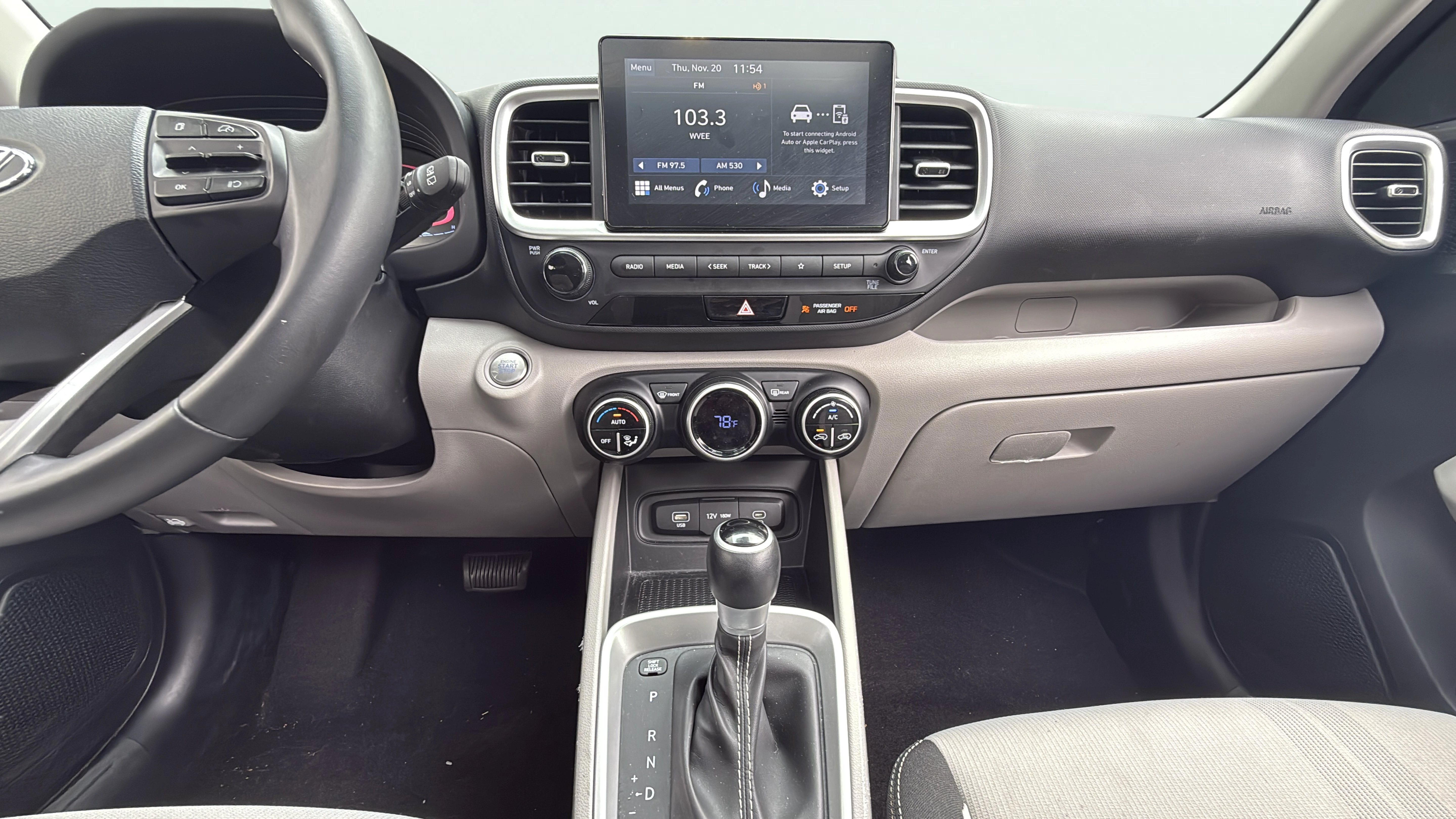 Vehicle interior 360 preview