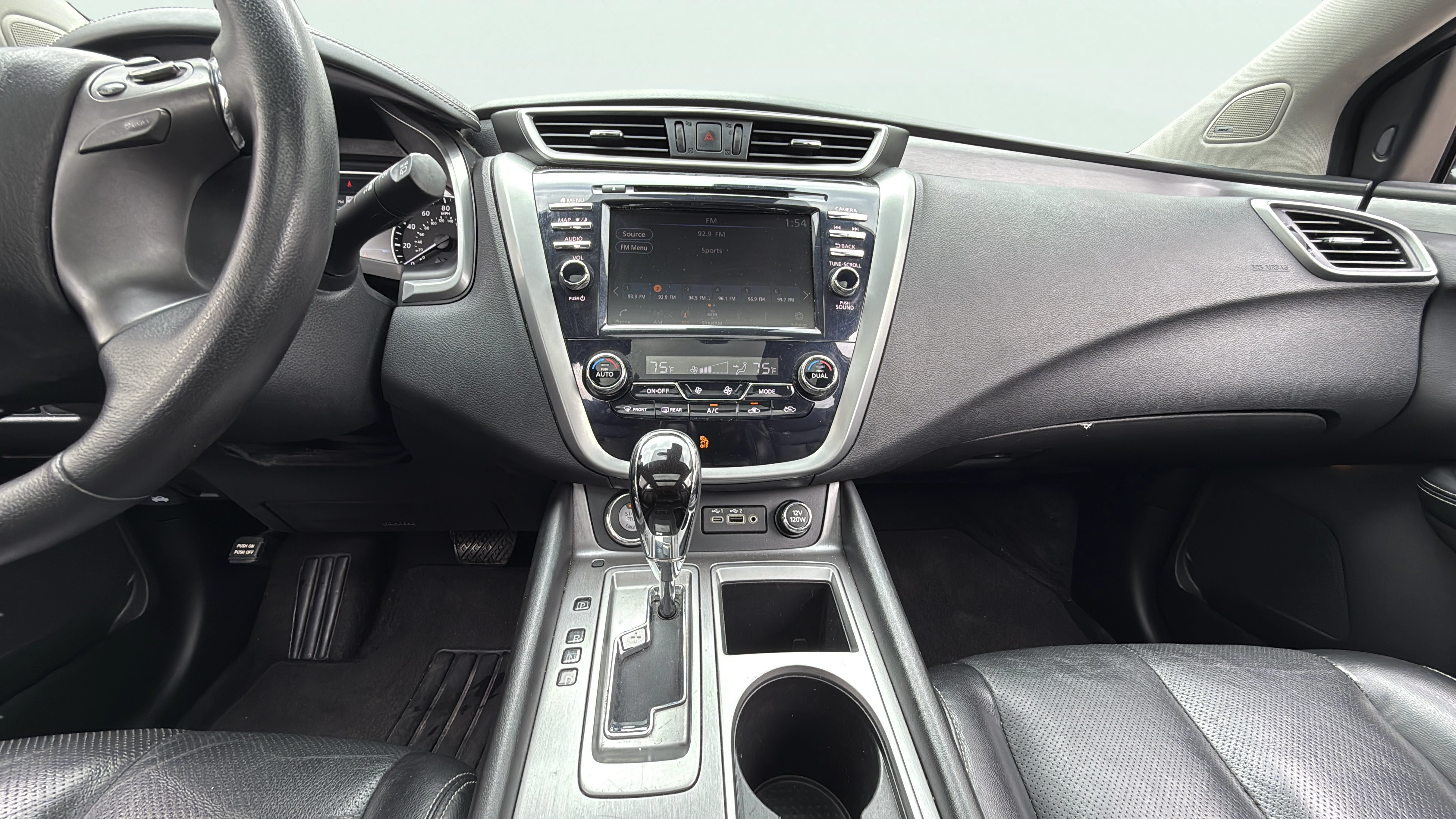 Vehicle interior 2