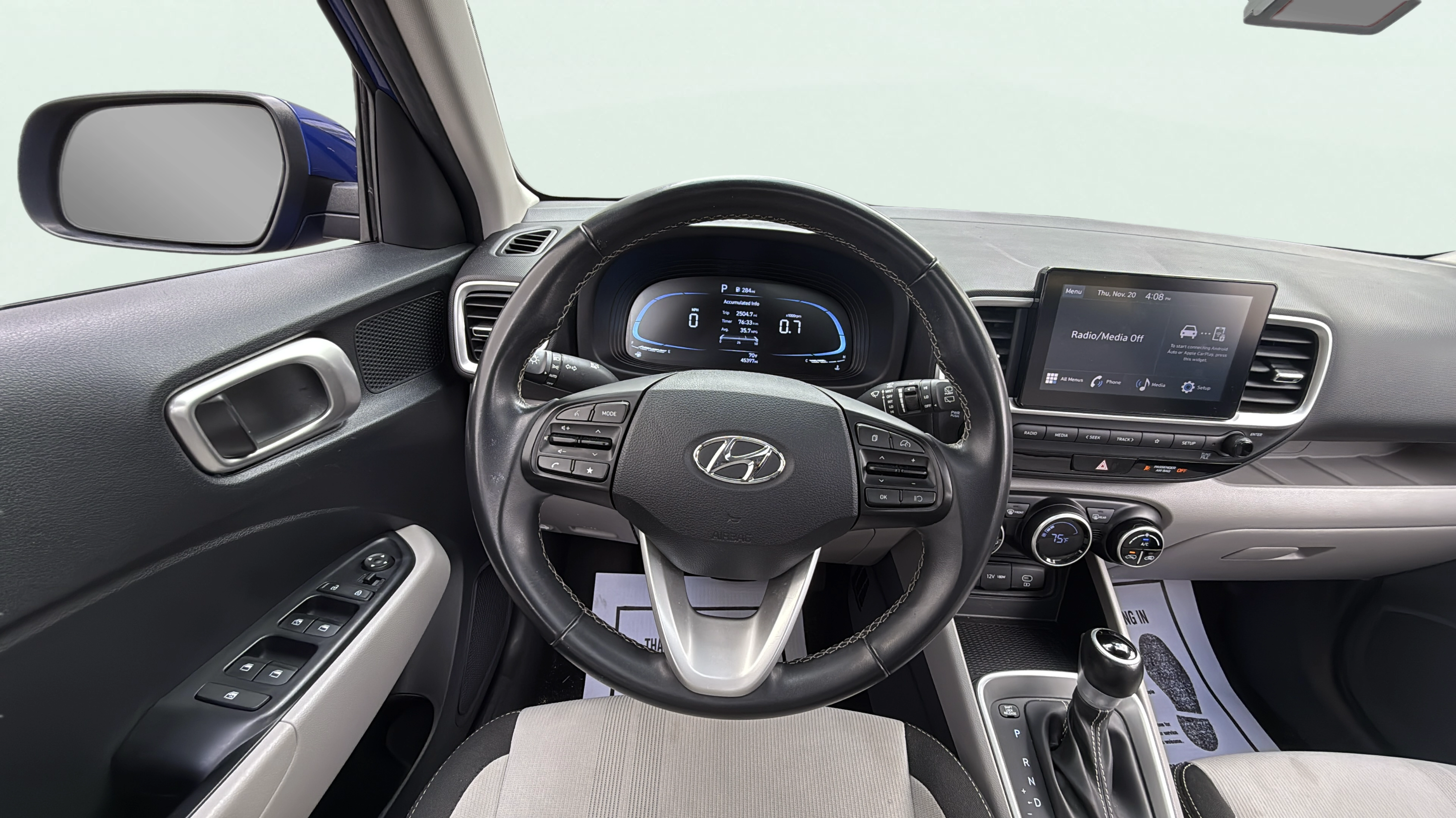 Vehicle interior 360 preview