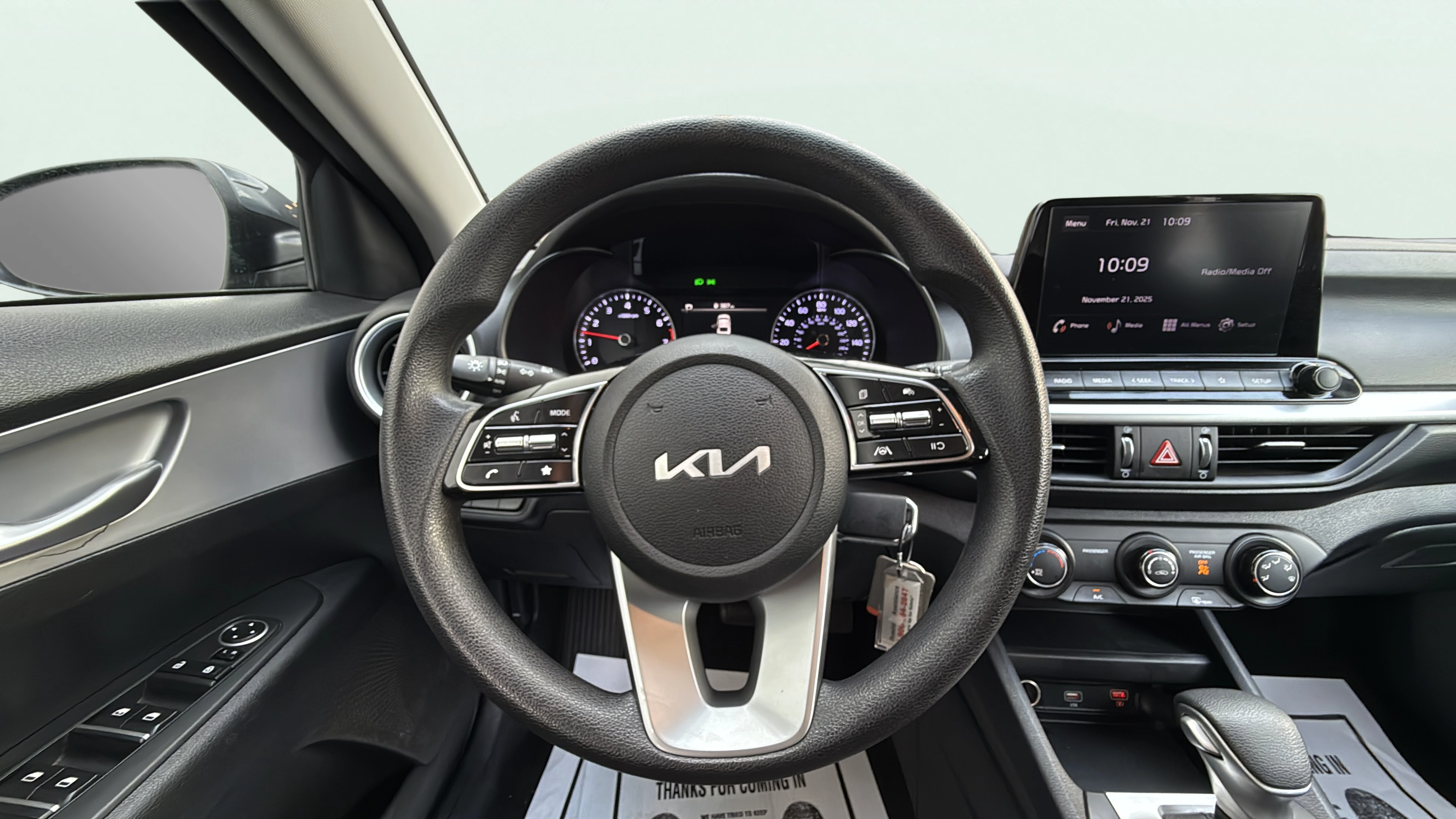 Vehicle interior 360 preview