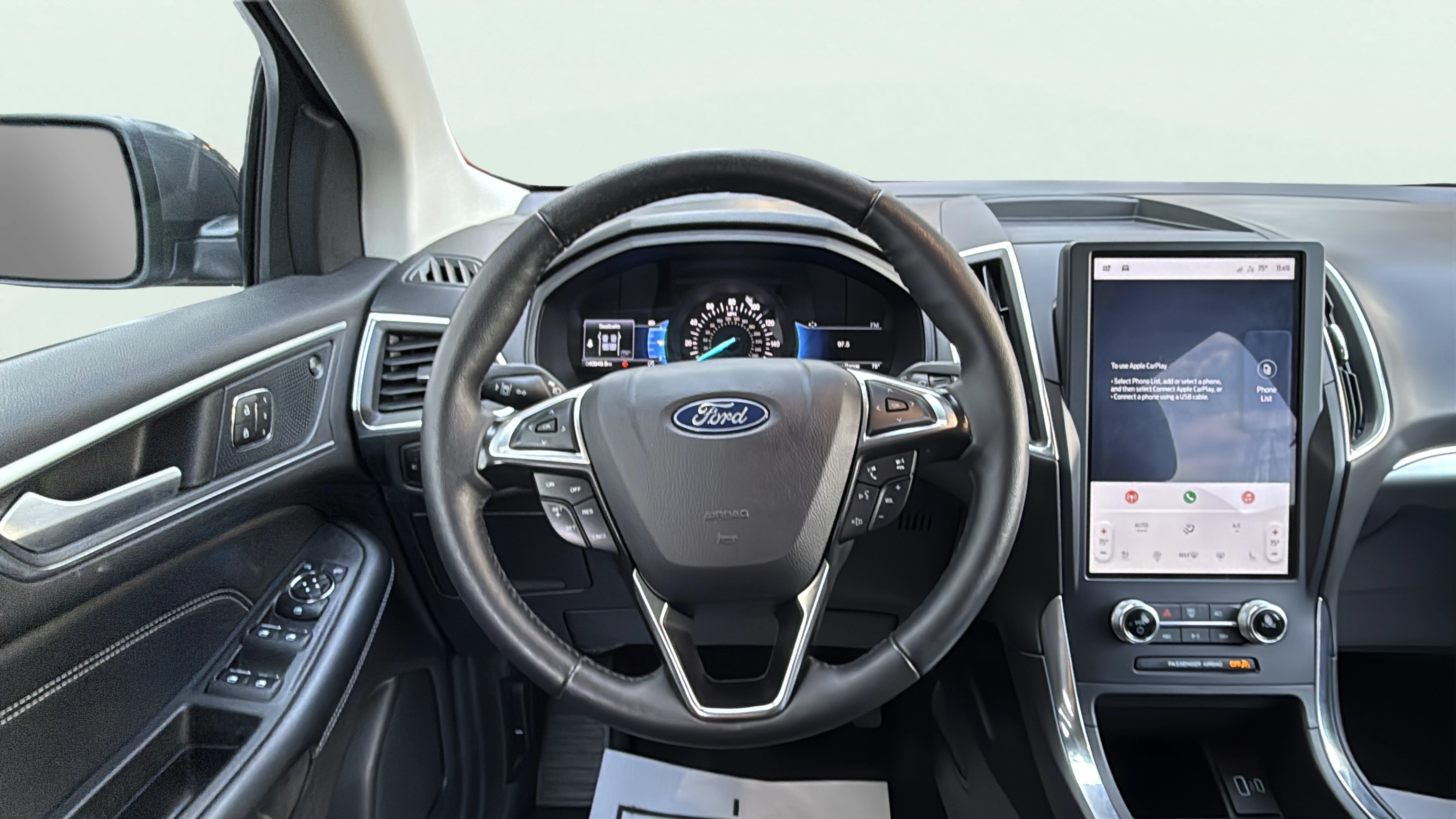 Vehicle interior 360 preview