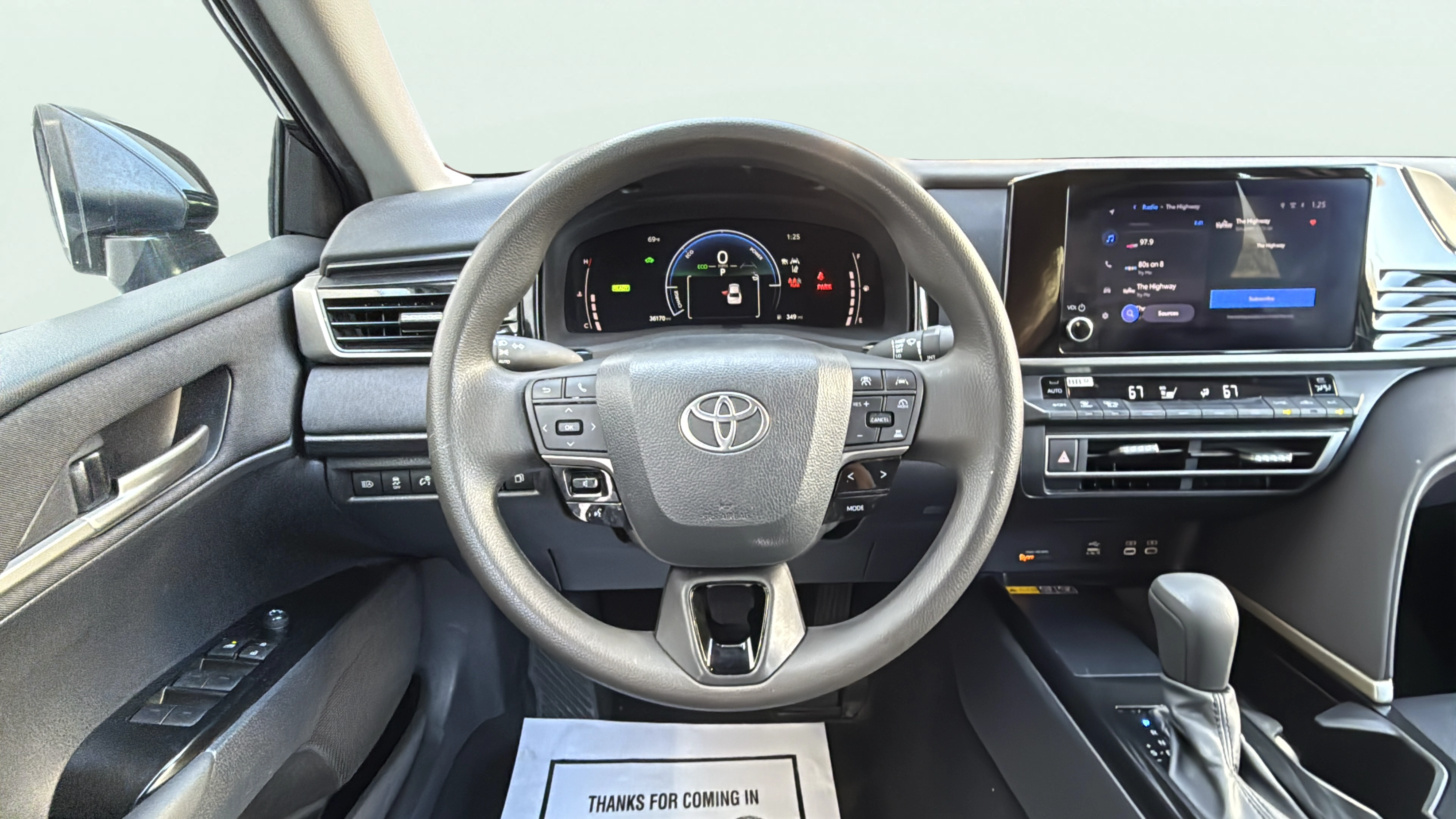 Vehicle interior 360 preview