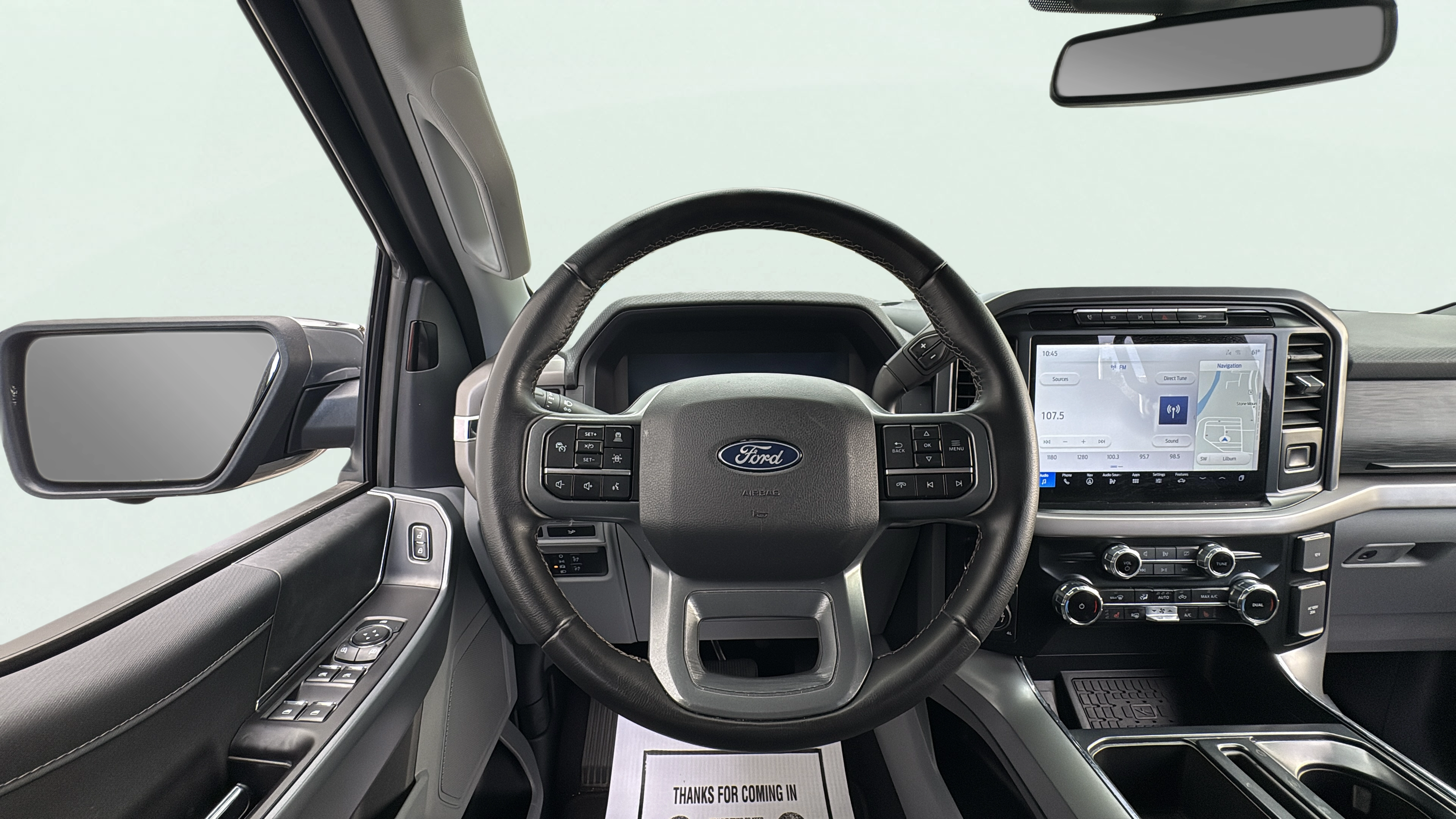 Vehicle interior 360 preview