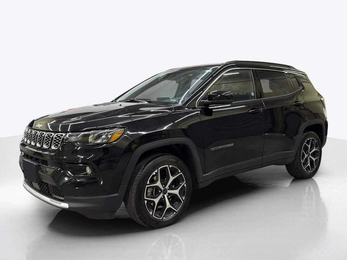 2025 Jeep Compass — image 1 of 8