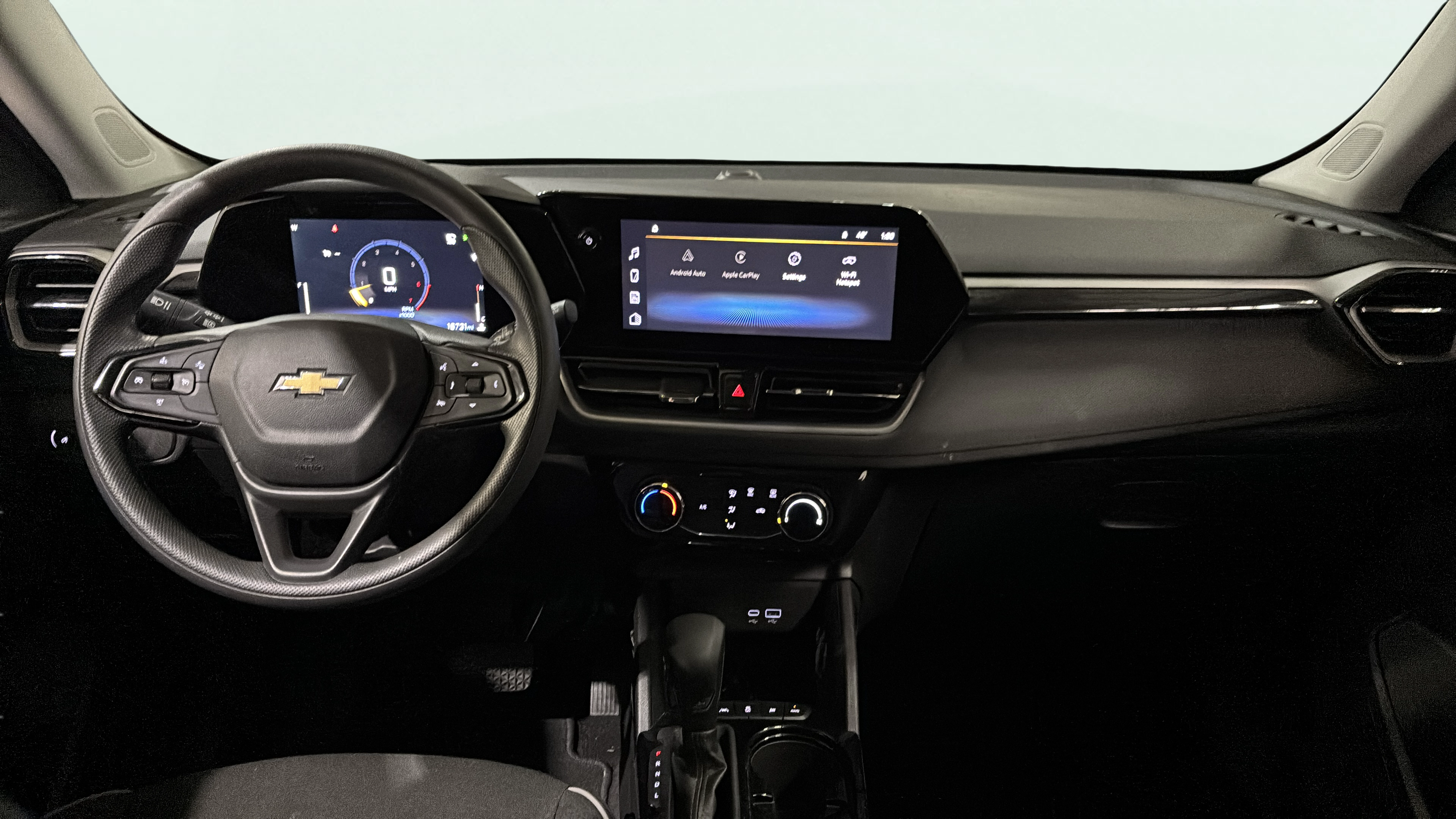 Vehicle interior 360 preview