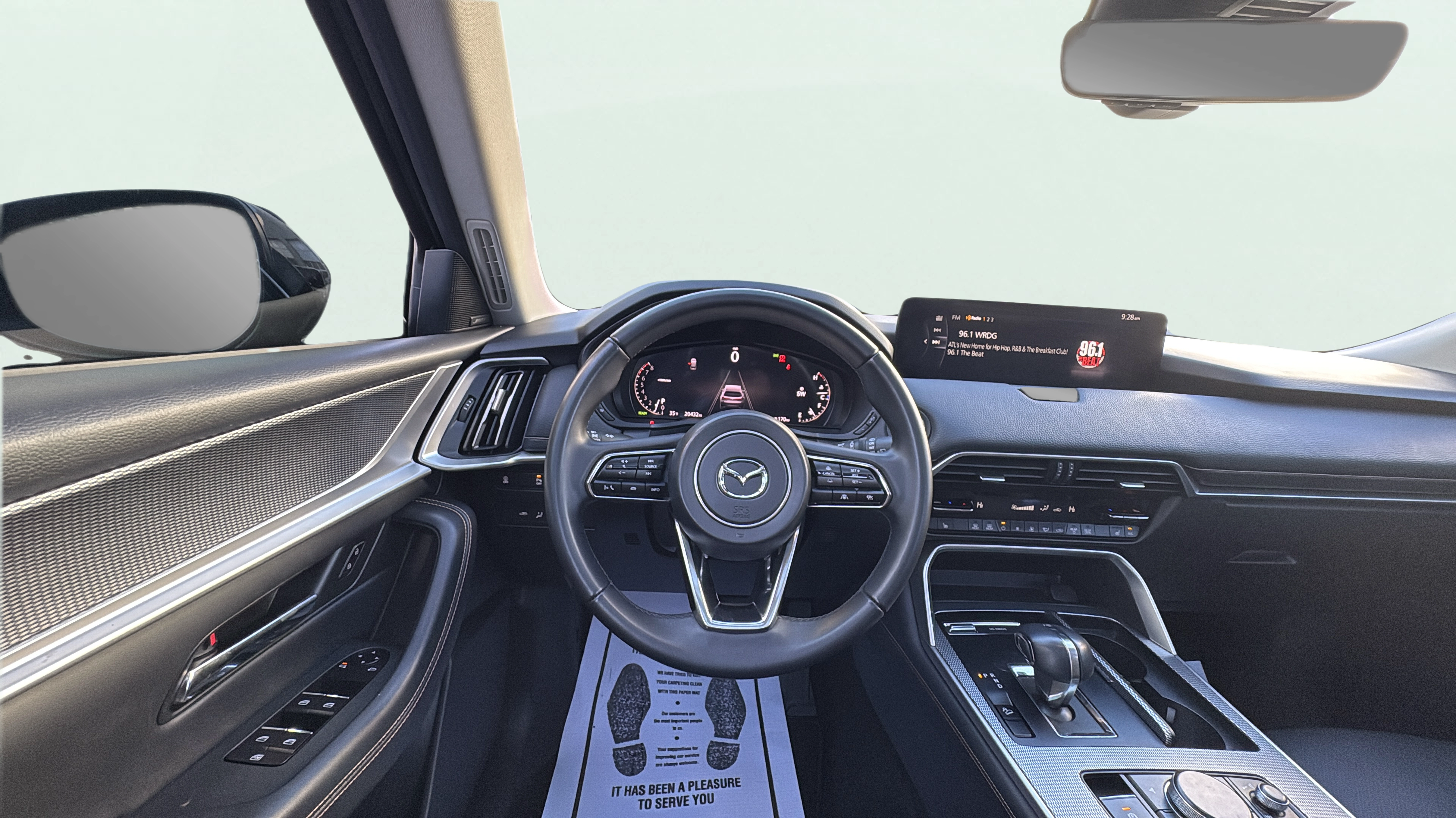 Vehicle interior 360 preview