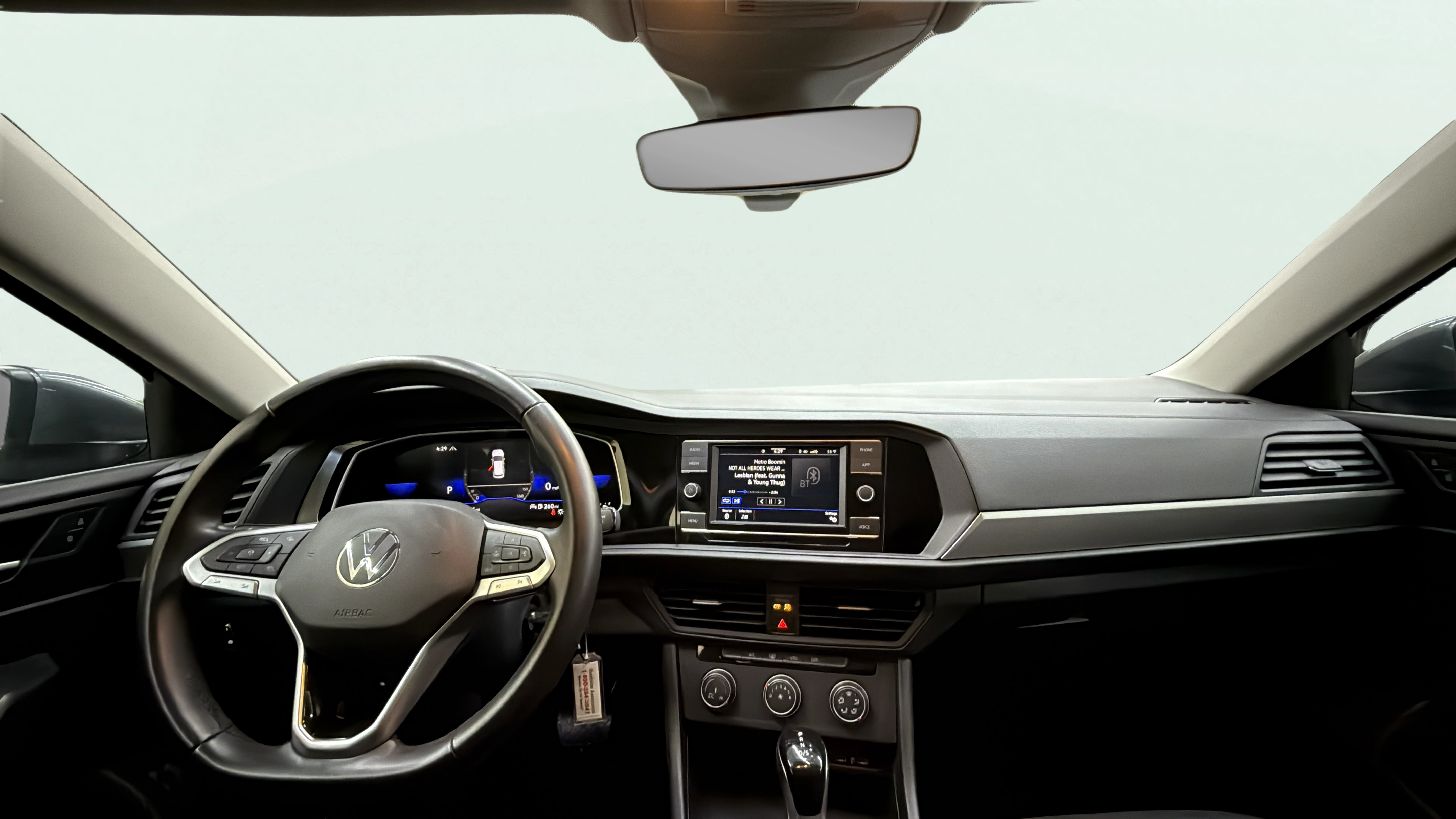 Vehicle interior 360 preview