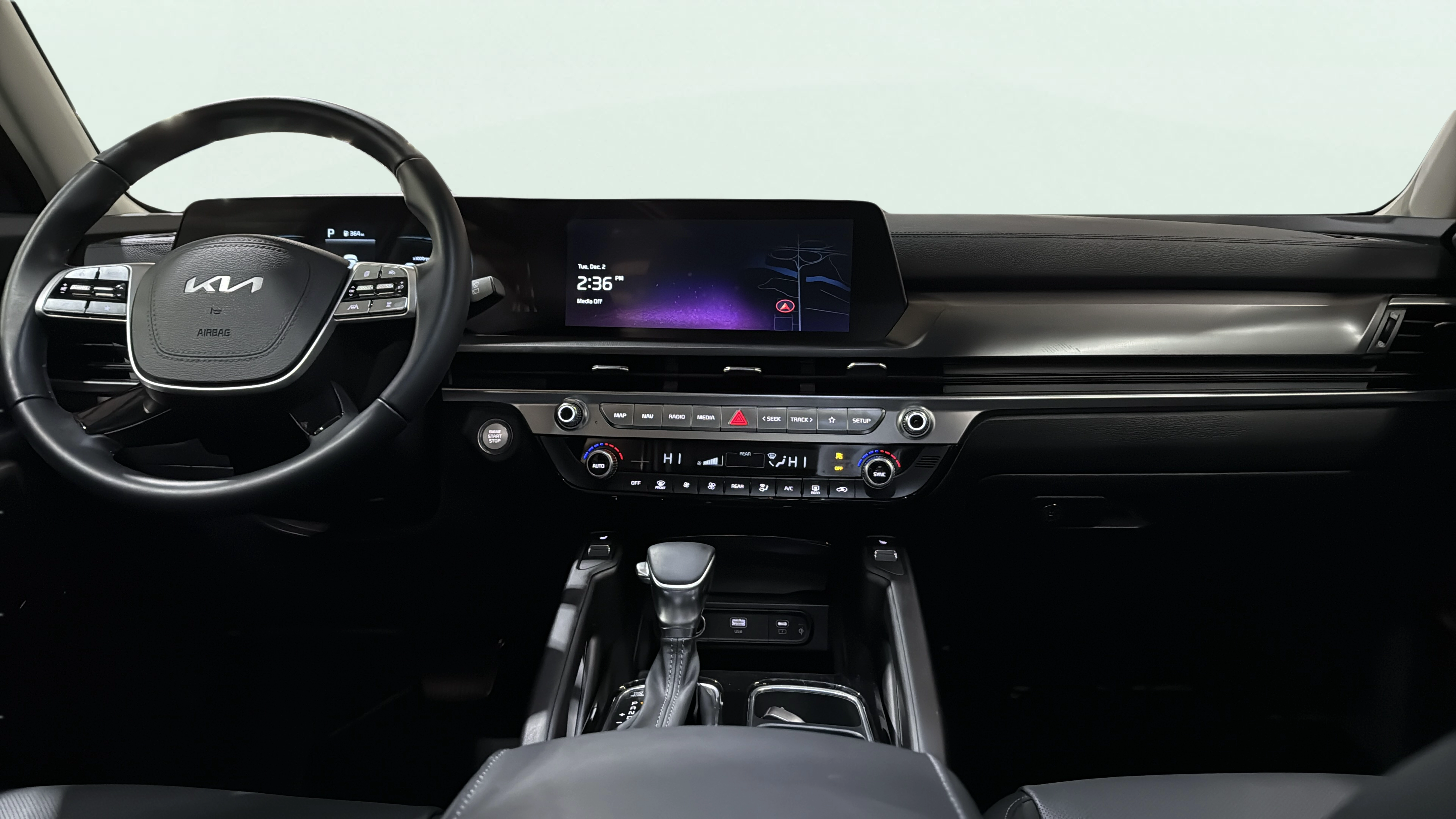 Vehicle interior 360 preview