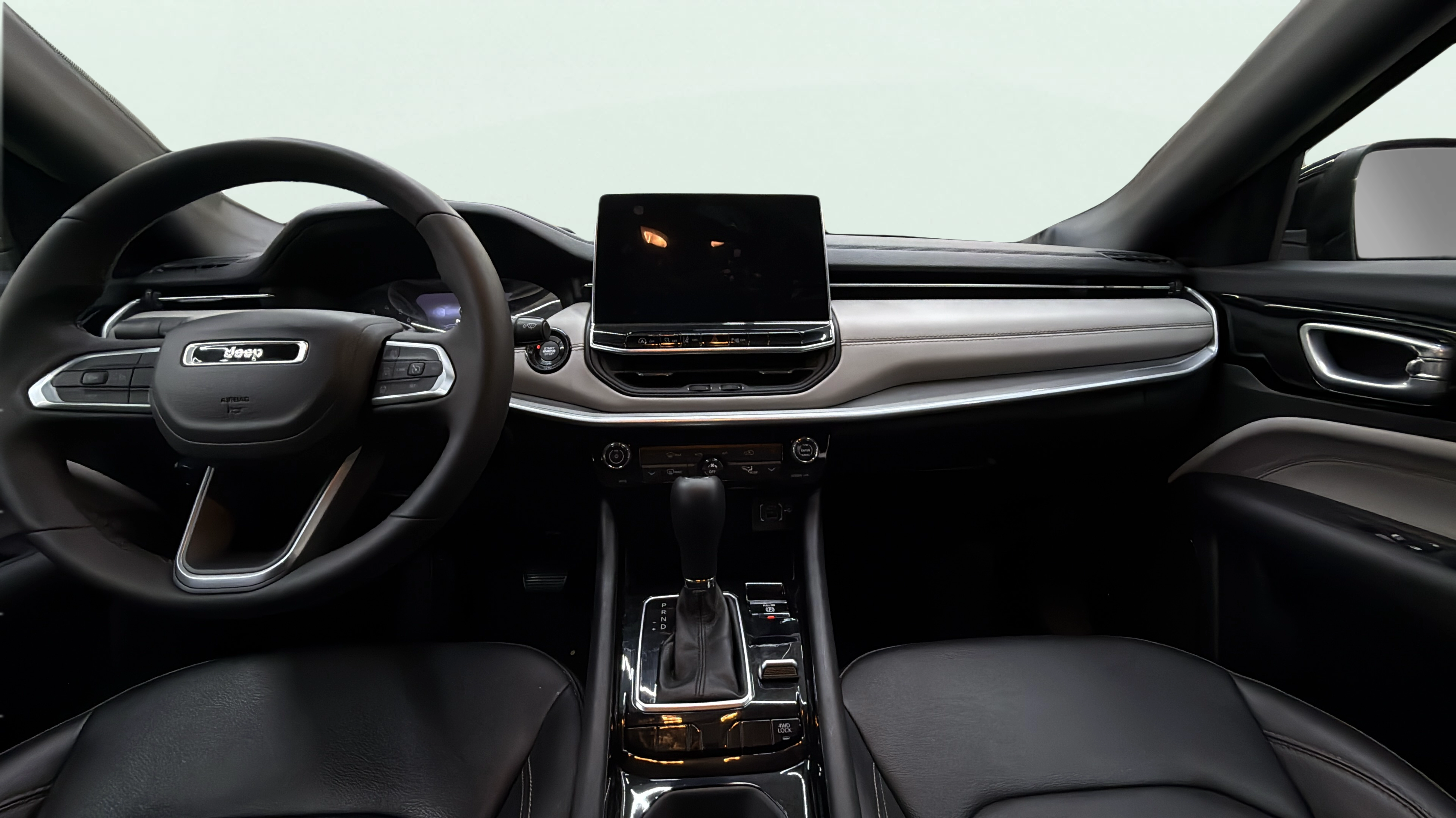 Vehicle interior 360 preview