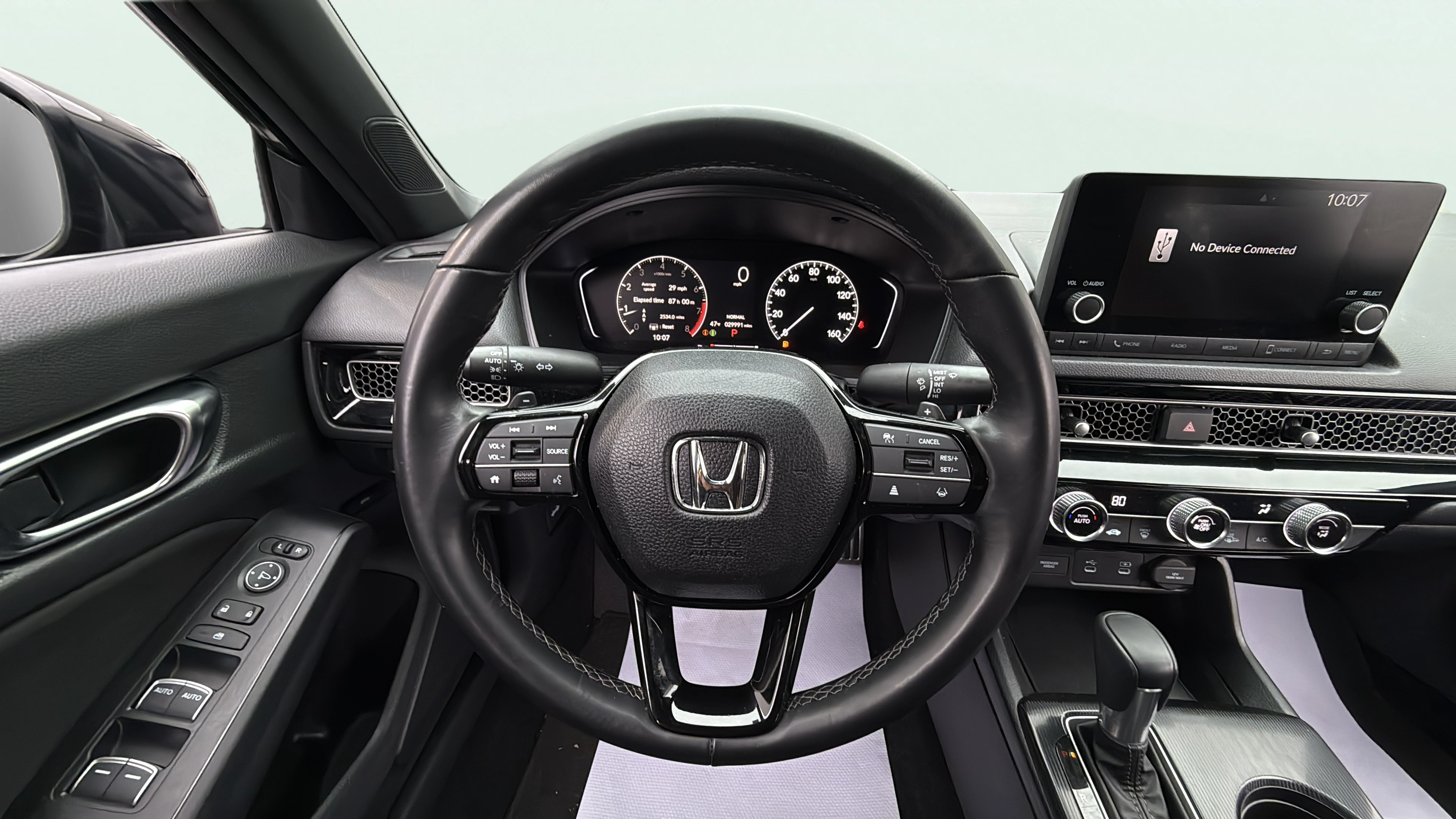 Vehicle interior 360 preview