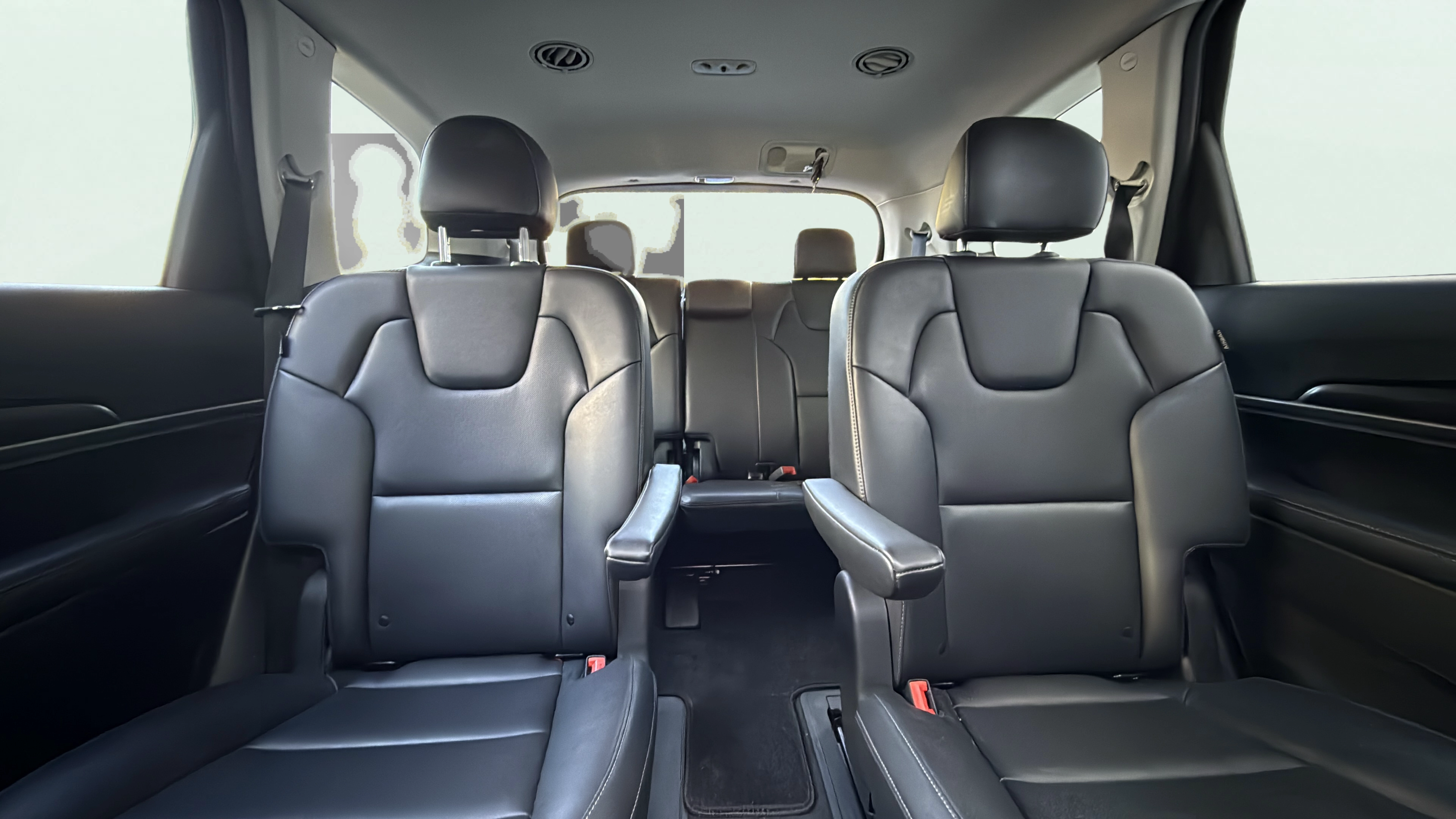 Vehicle interior 2