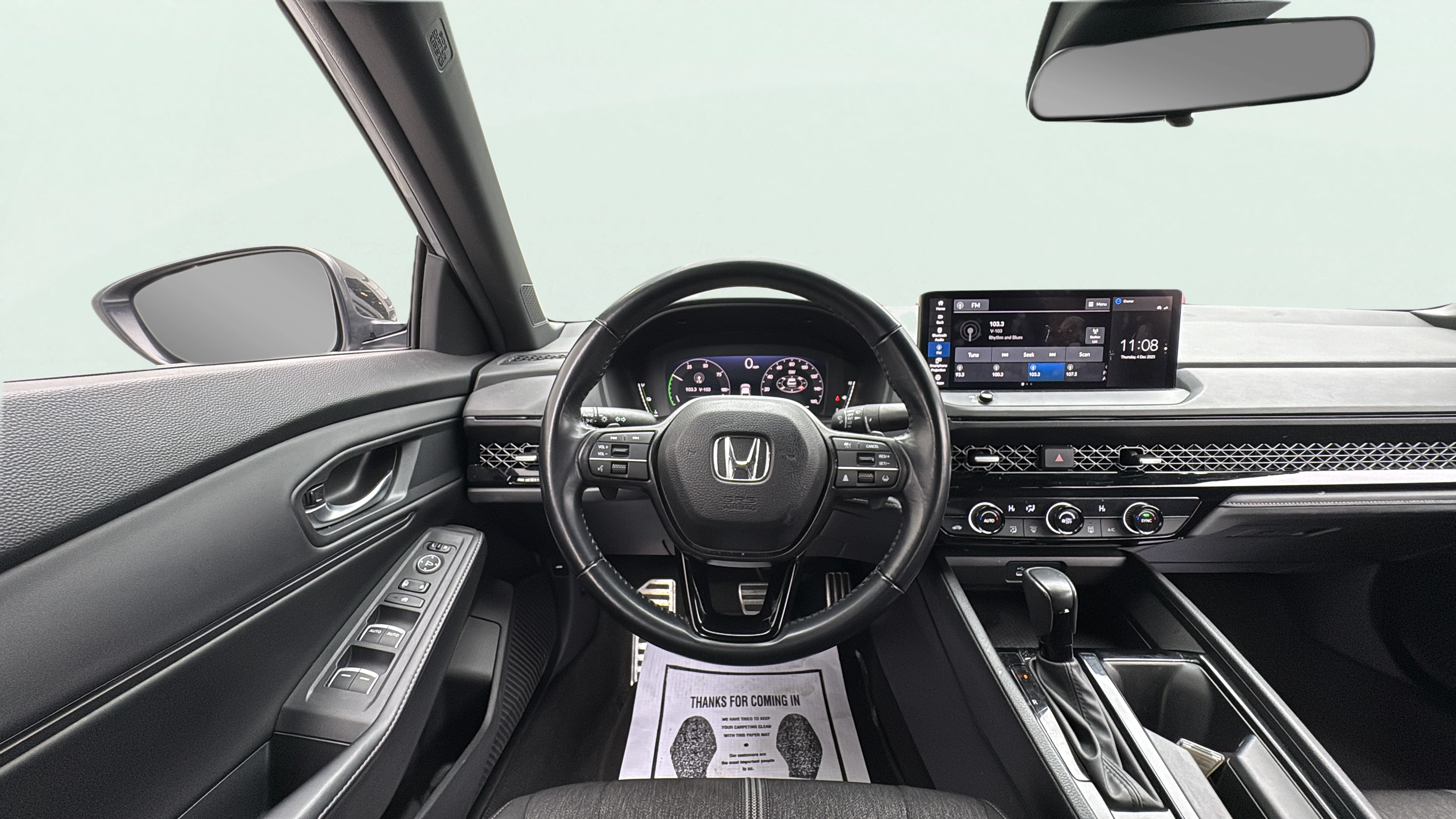 Vehicle interior 360 preview